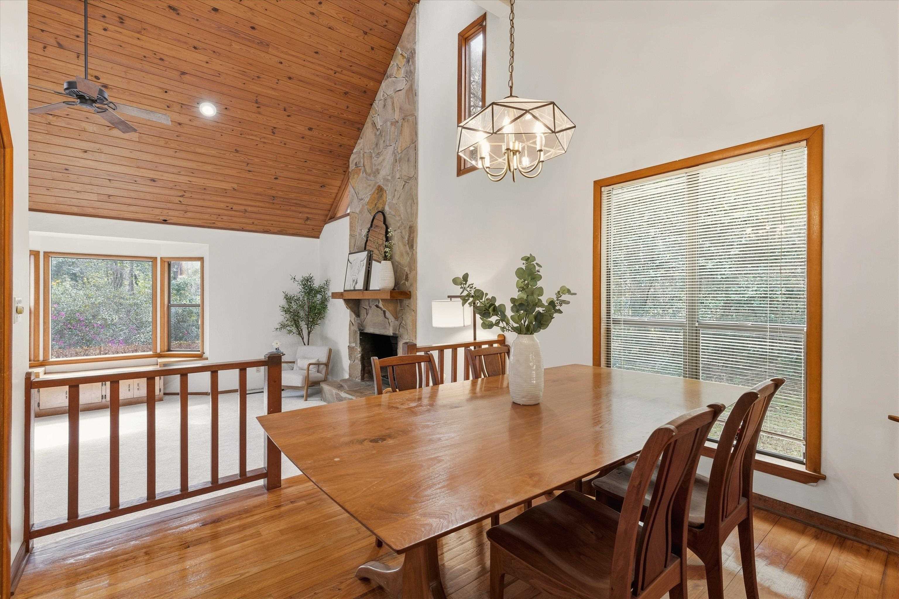 3315 Reading Lane