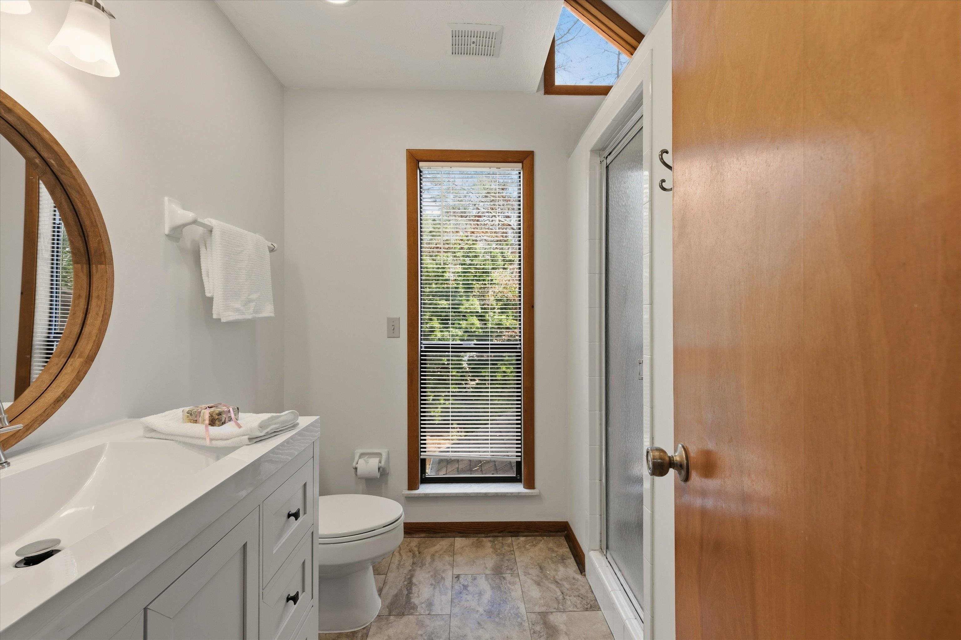 3315 Reading Lane