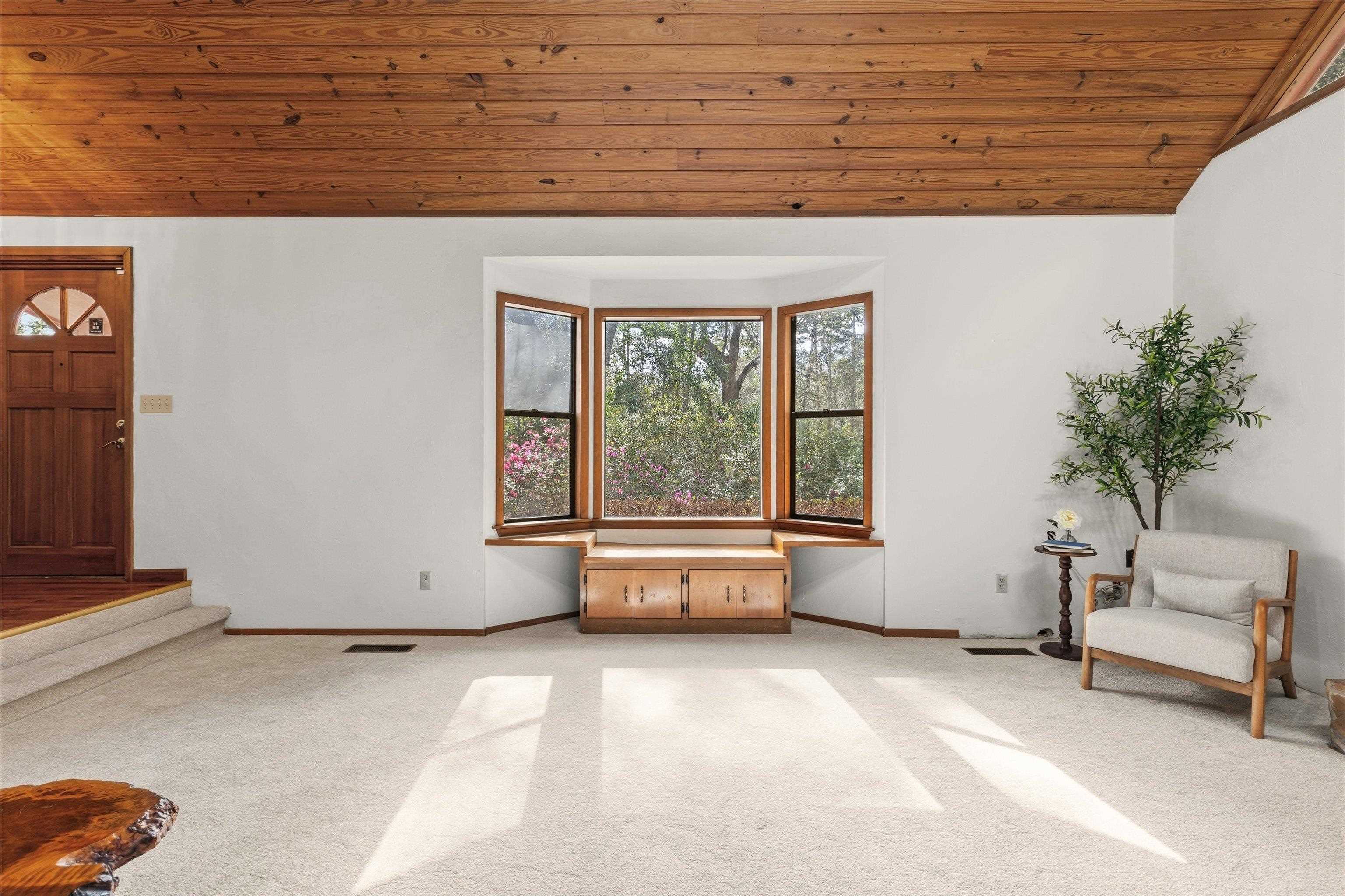 3315 Reading Lane