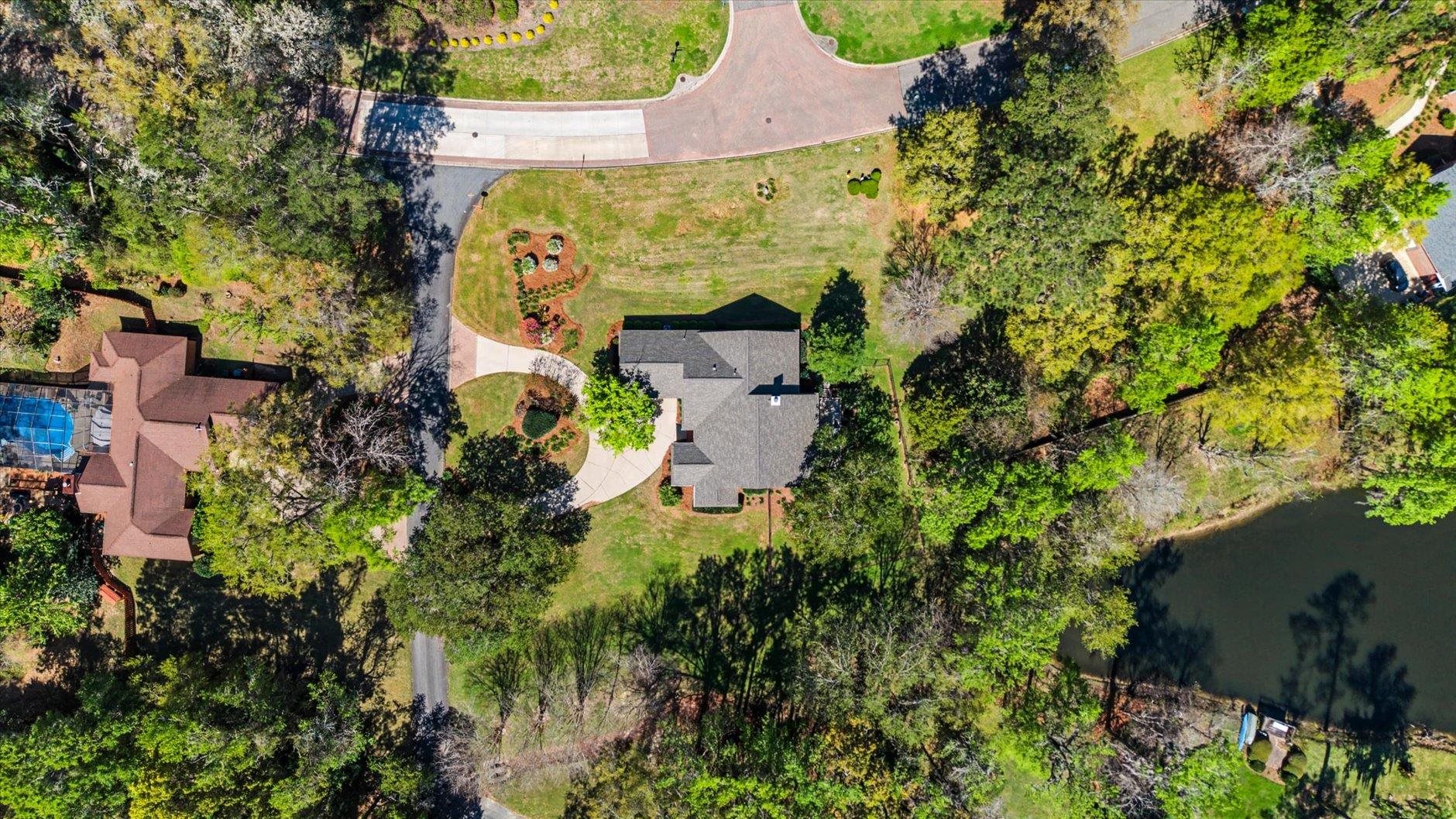 5335 PEMBRIDGE Place