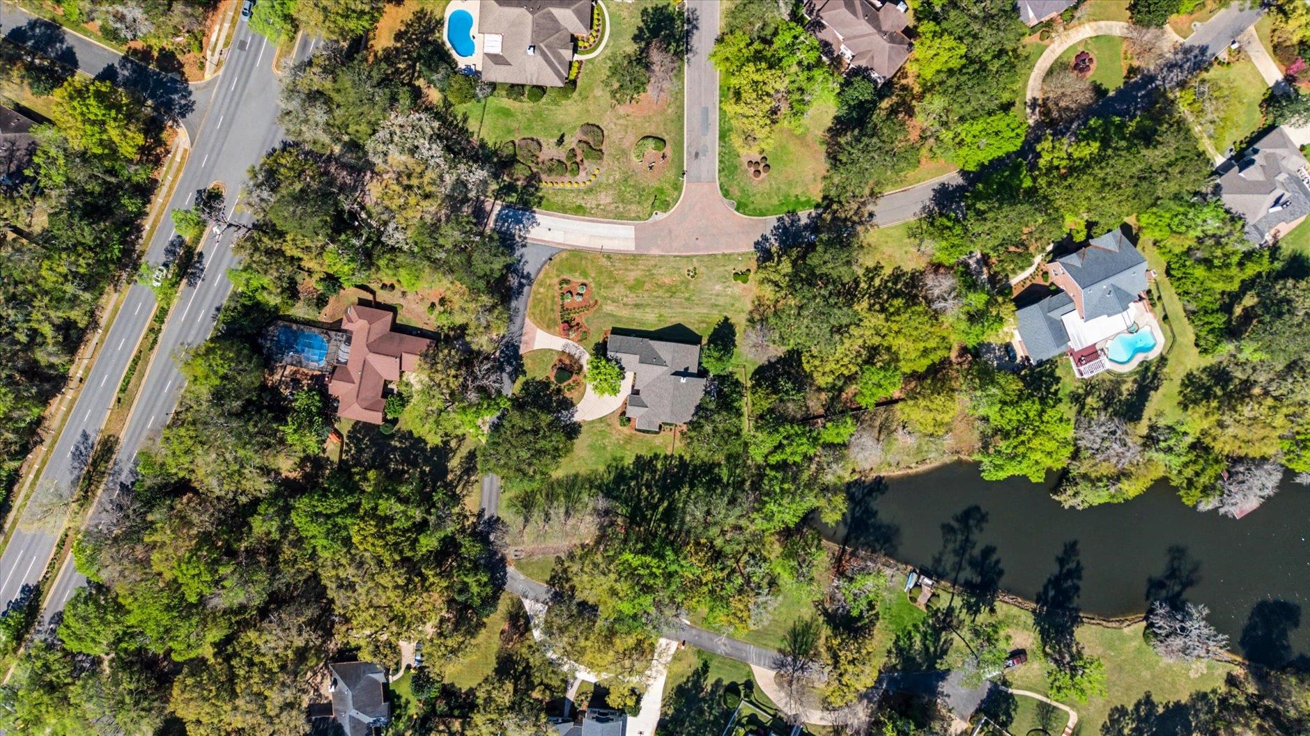 5335 PEMBRIDGE Place