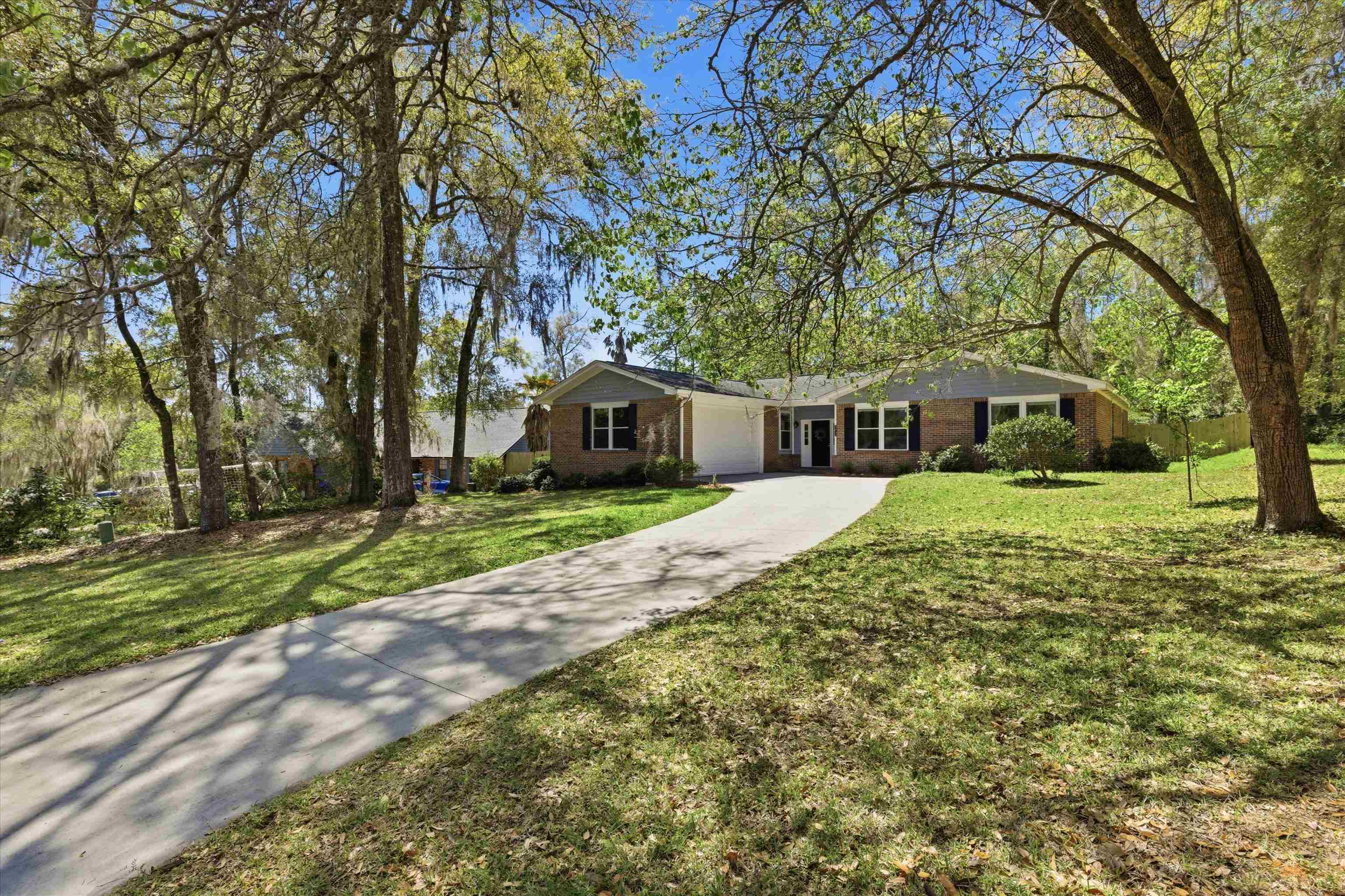3045 Banks Road