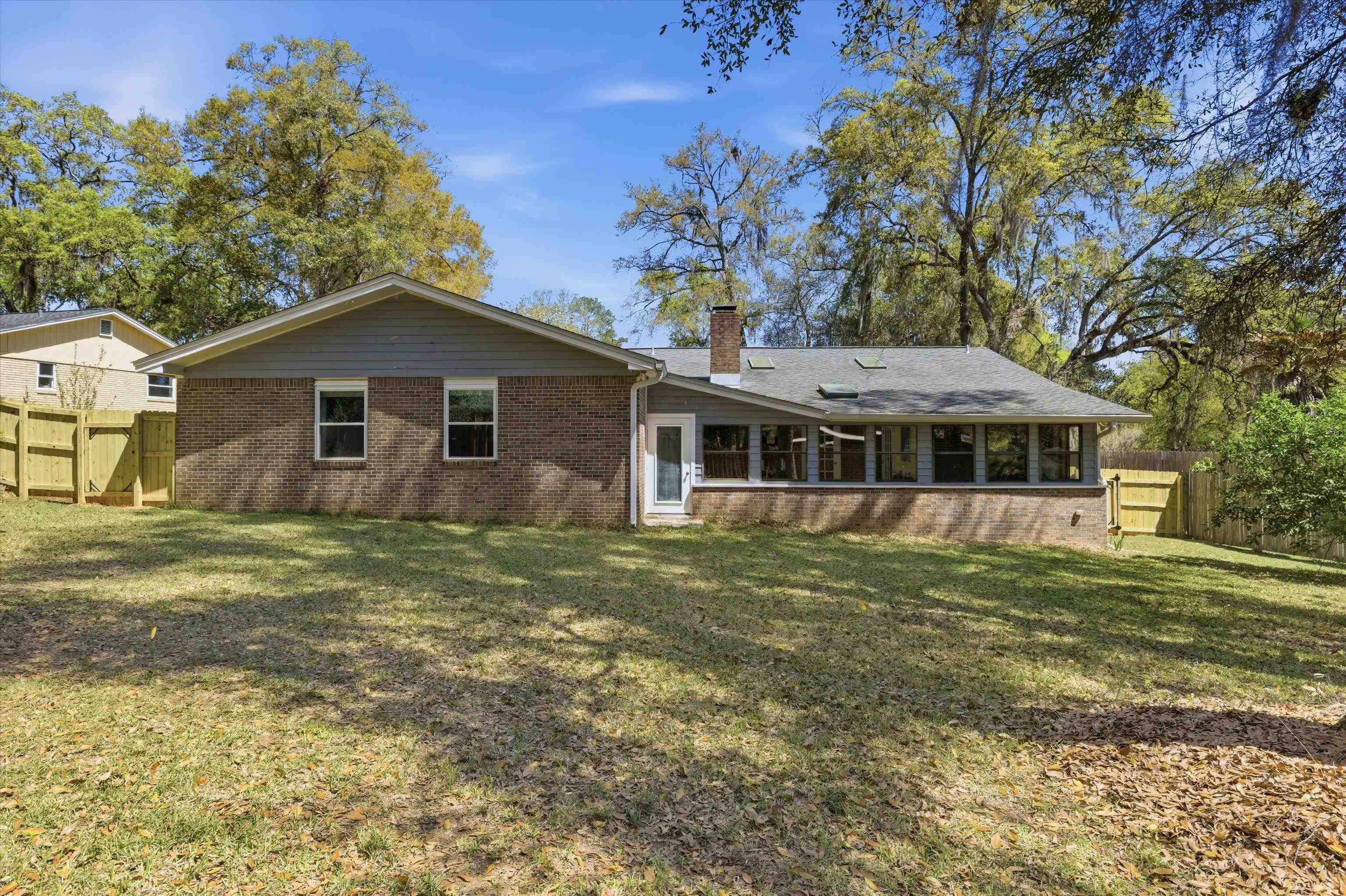 3045 Banks Road