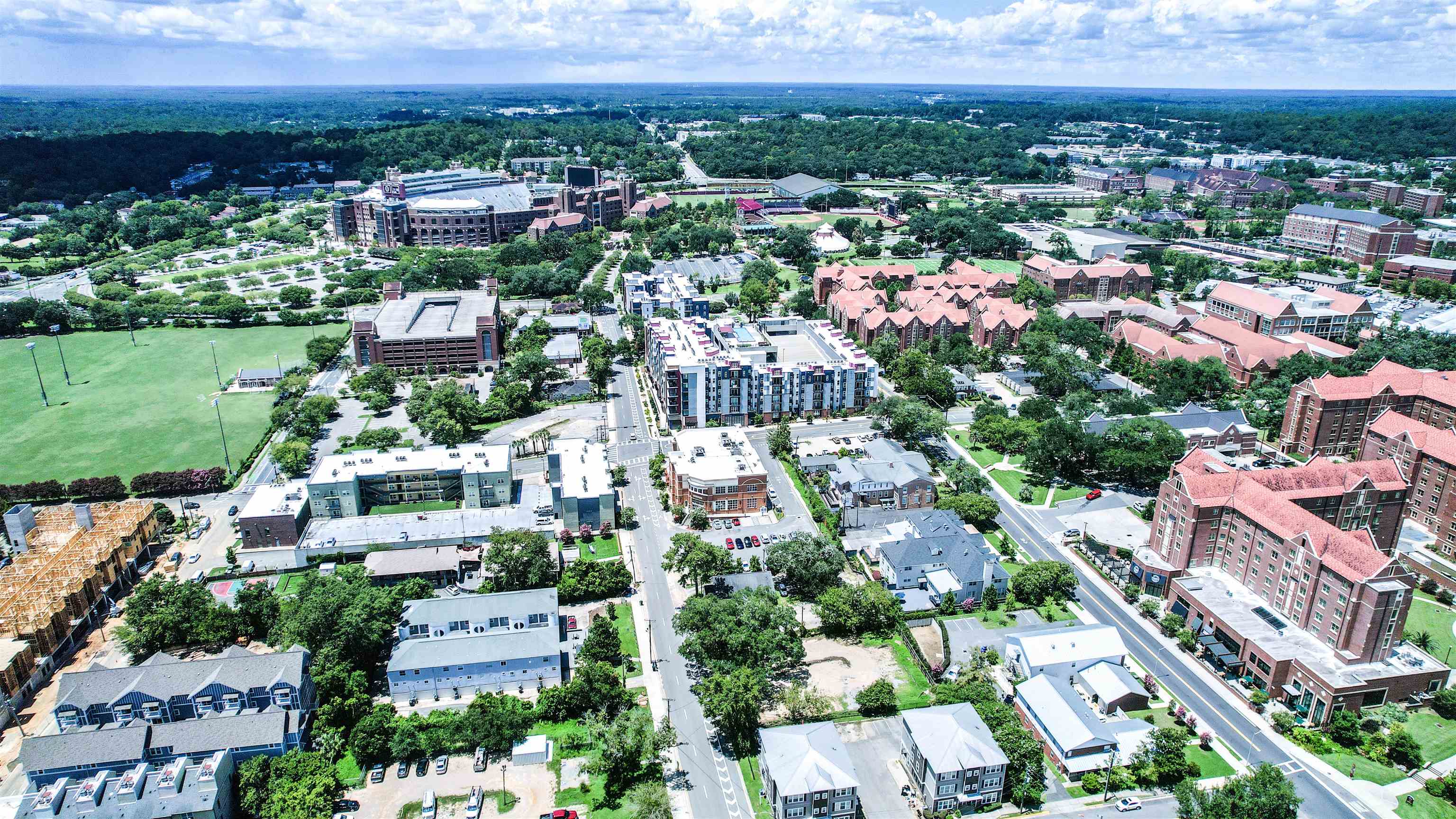 815 W PENSACOLA Street