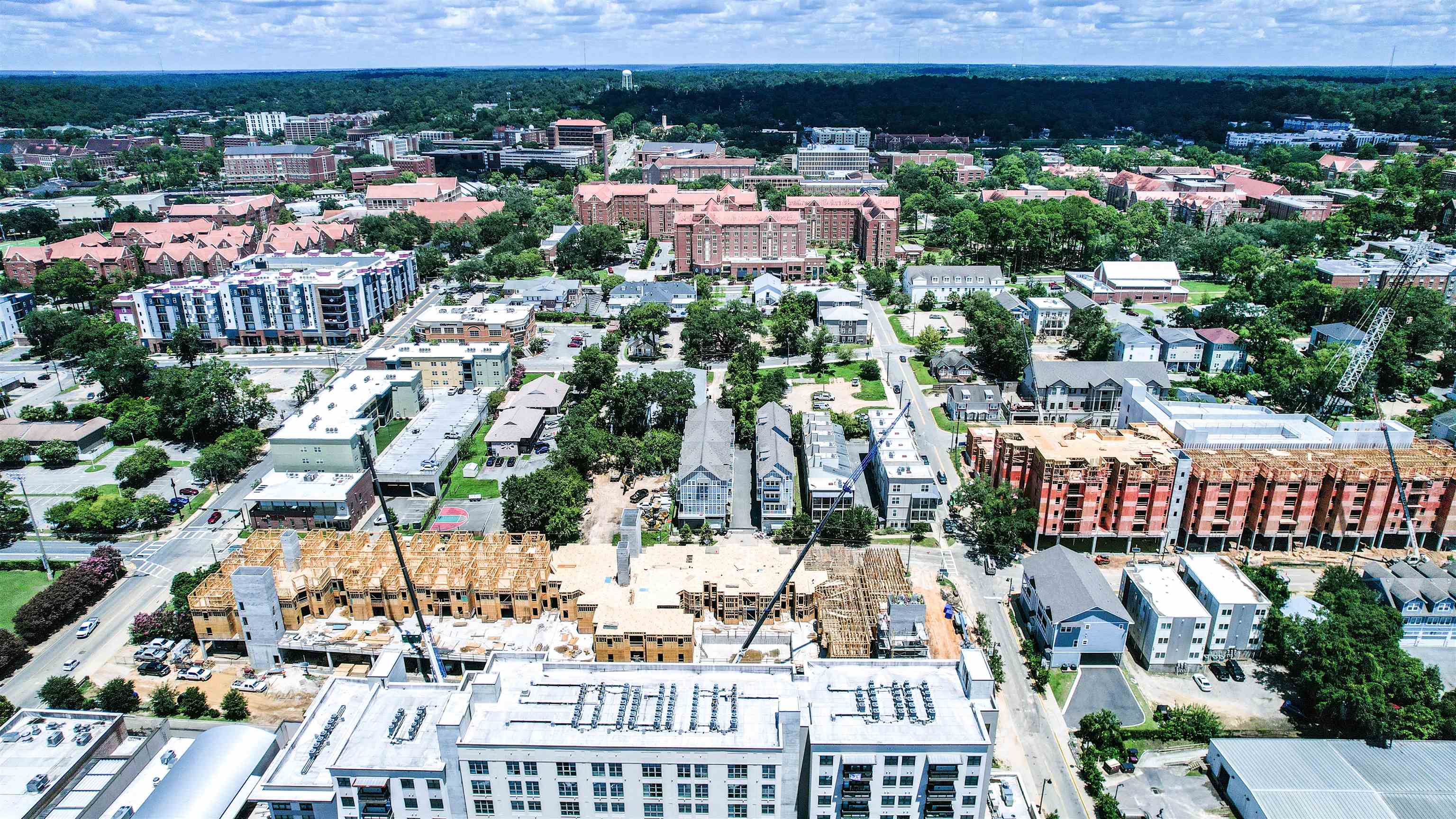 815 W PENSACOLA Street