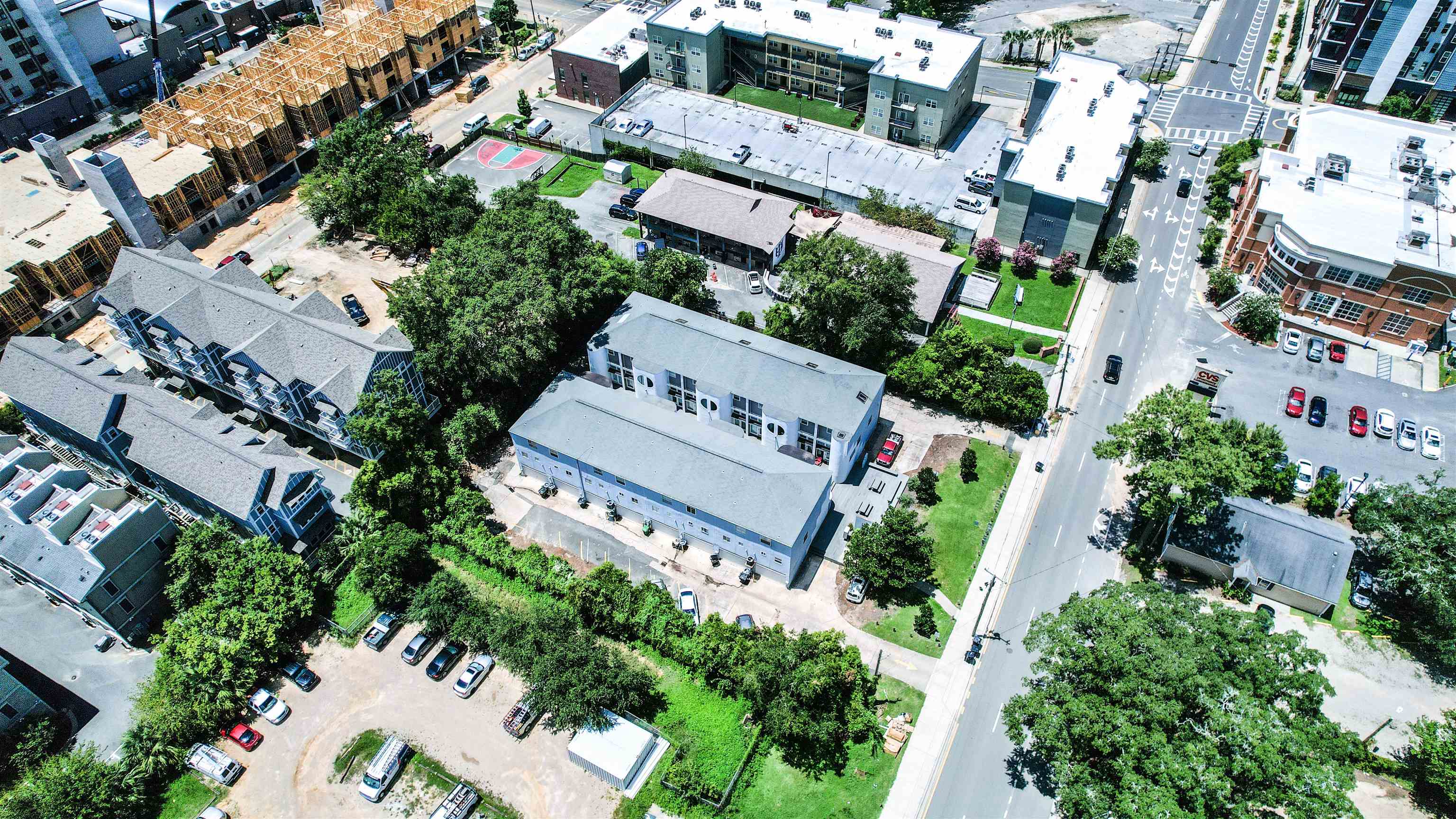 815 W PENSACOLA Street