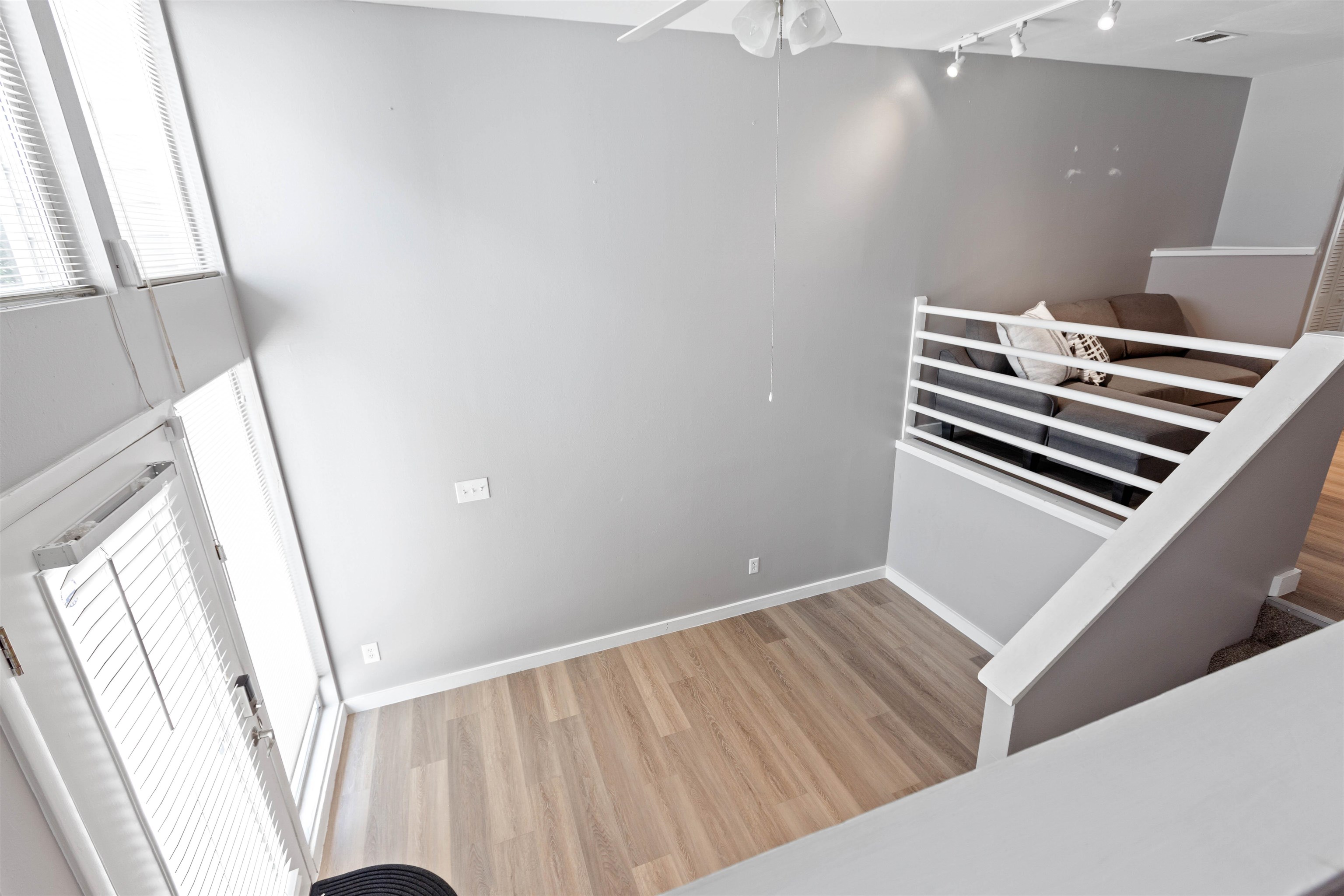 815 W PENSACOLA Street