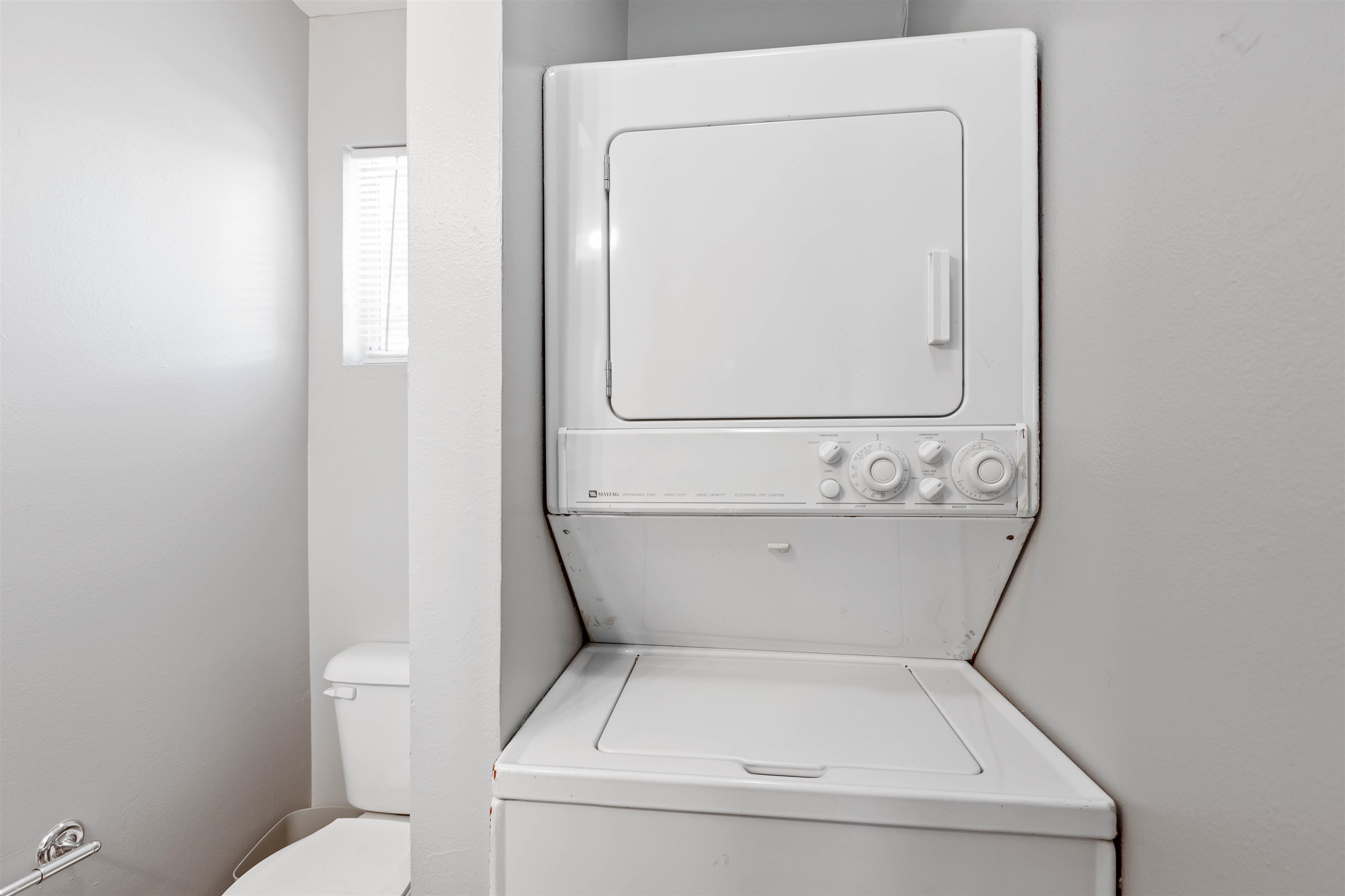 815 W PENSACOLA Street