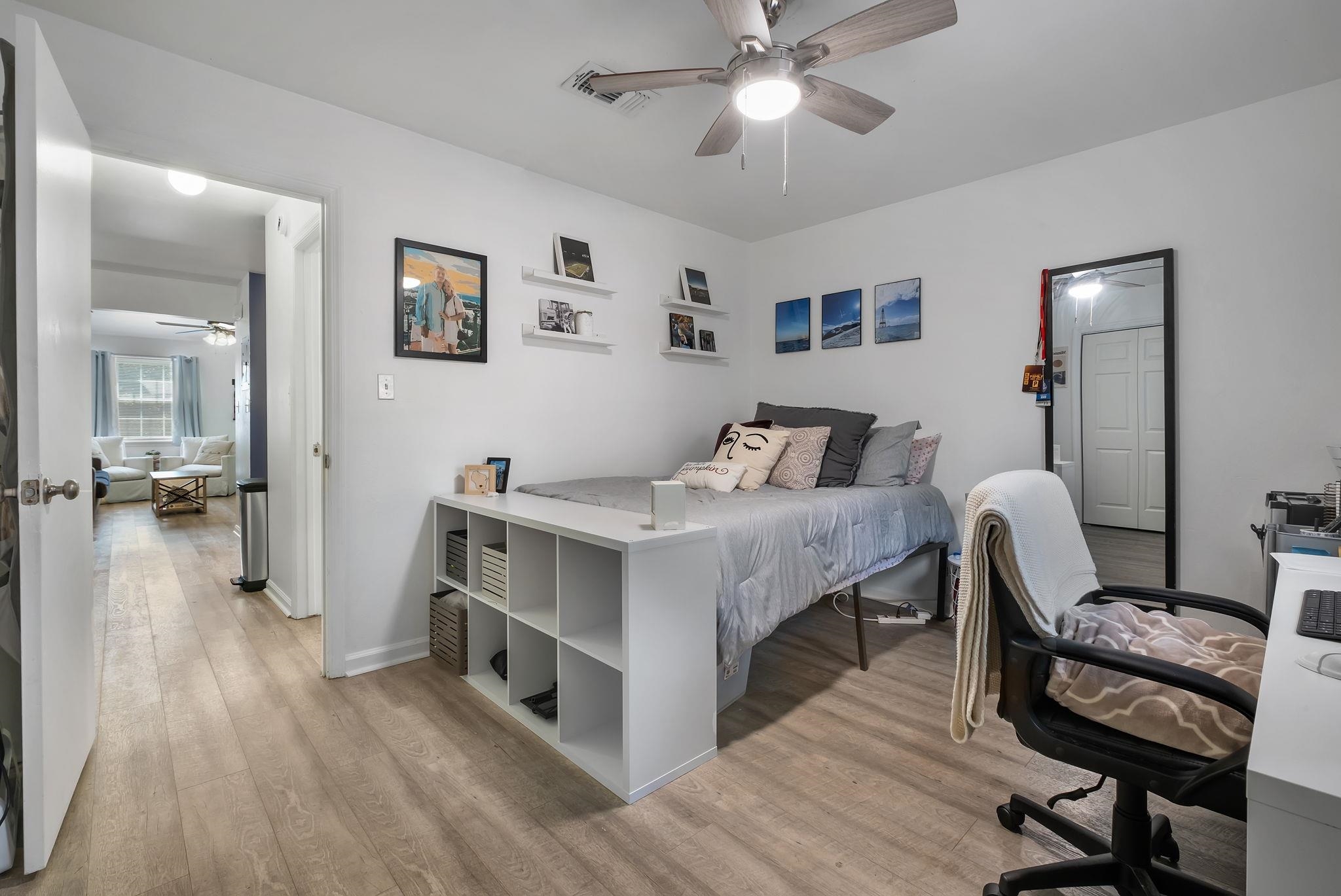 2187 Parrot Lane