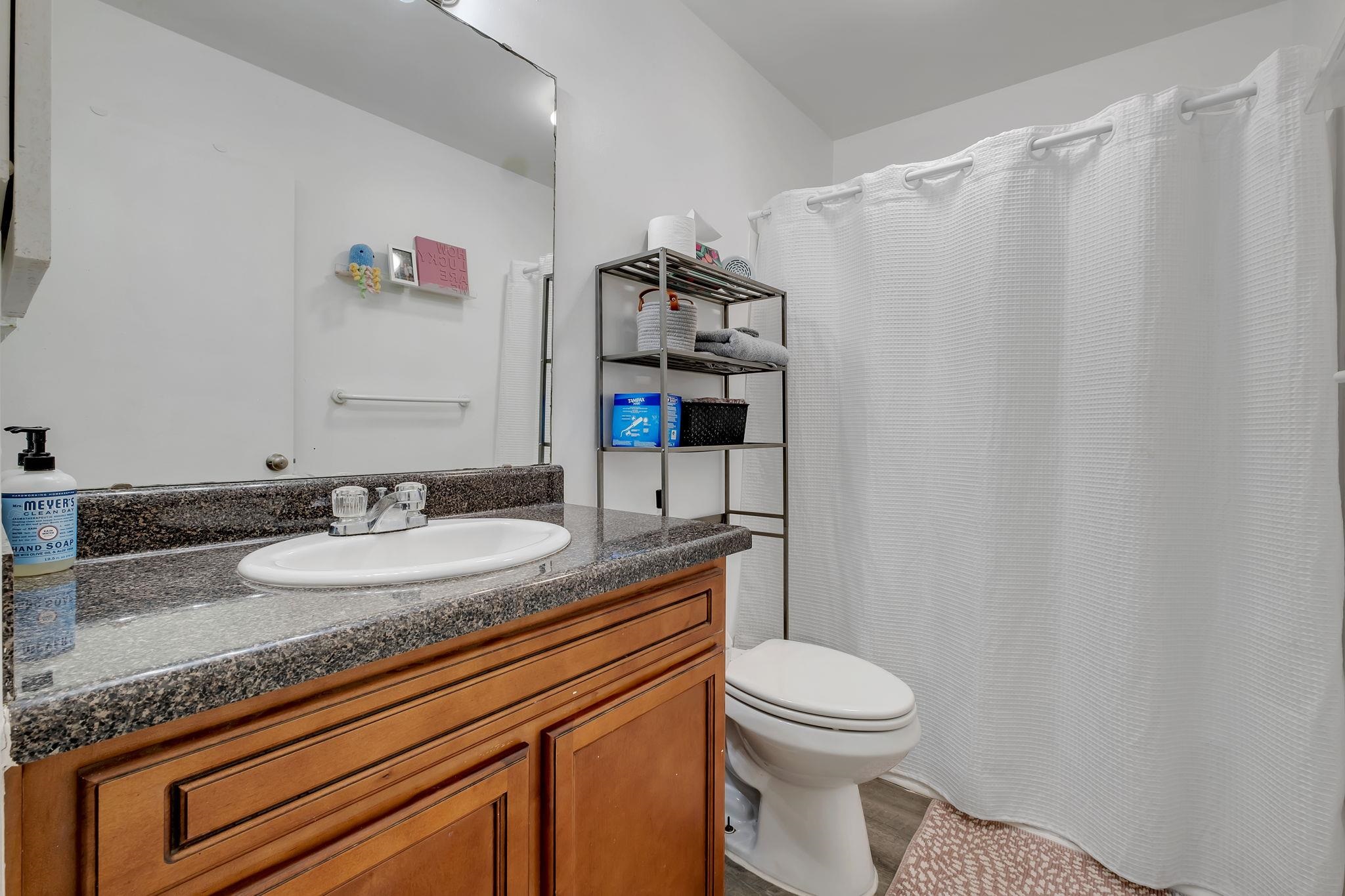 2187 Parrot Lane