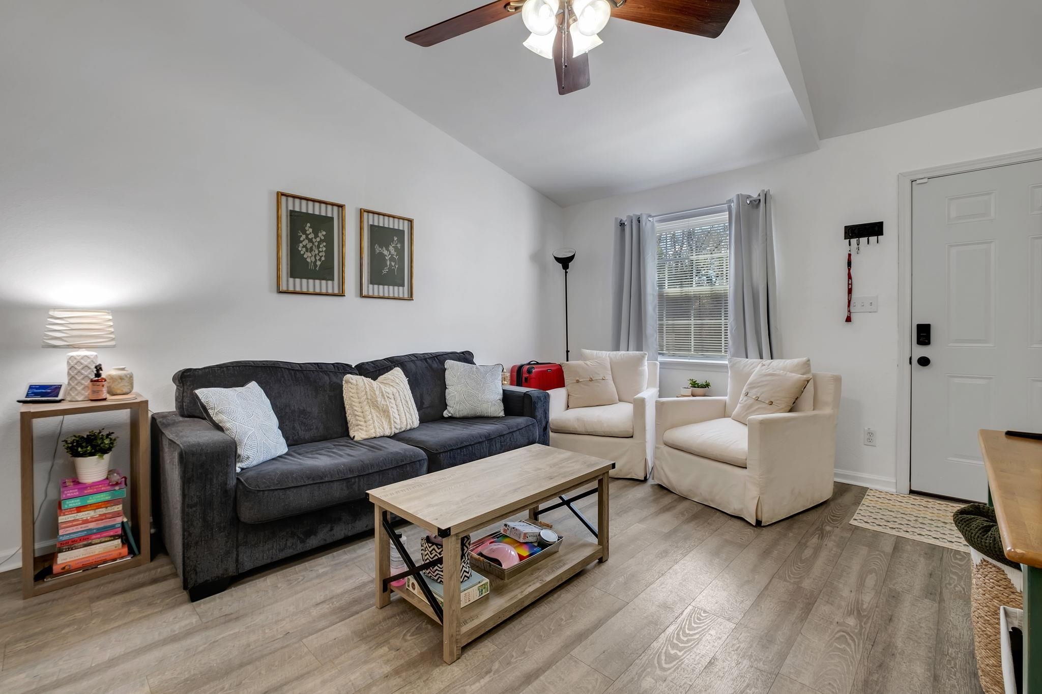 2187 Parrot Lane