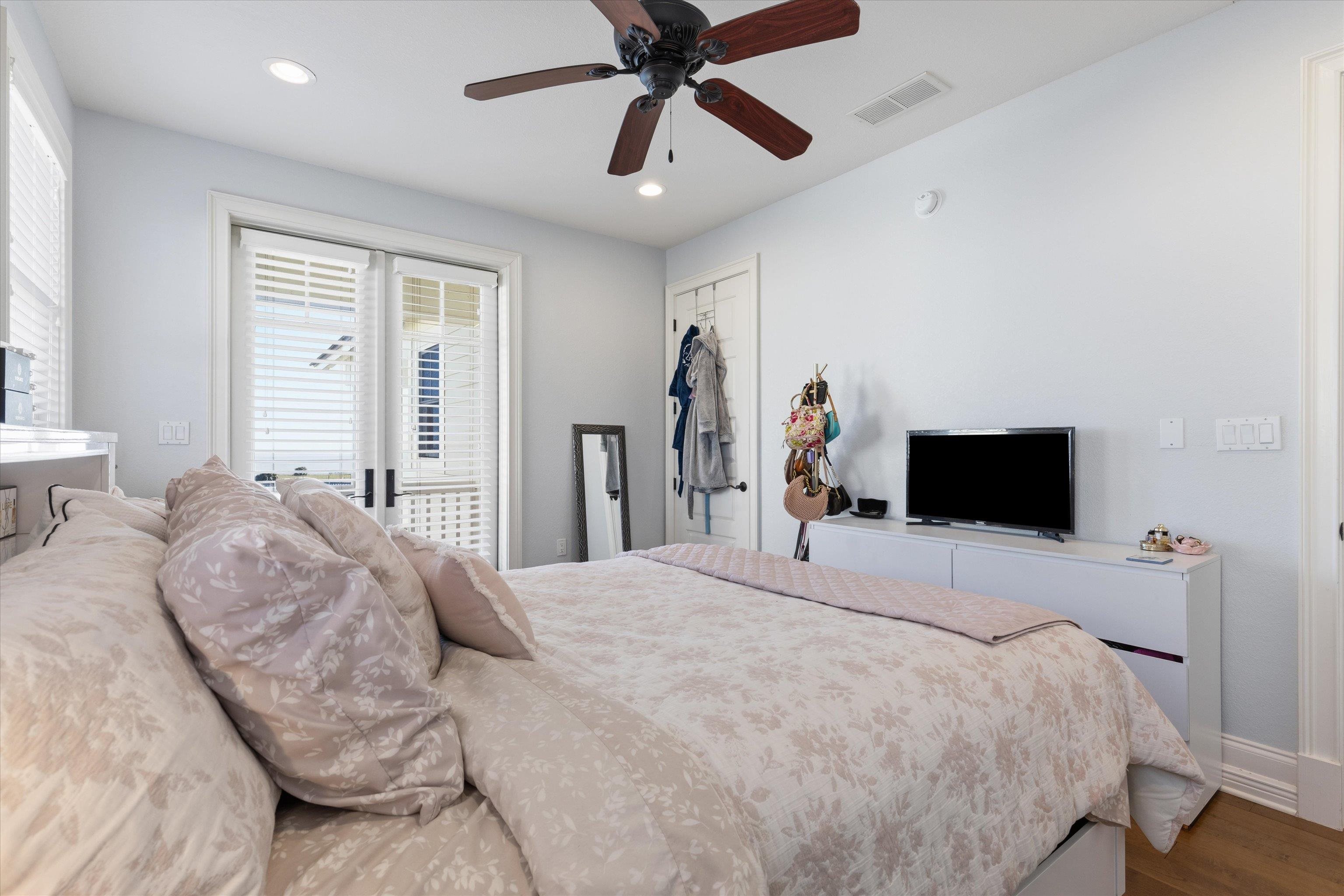 29 WALKER CREEK Drive