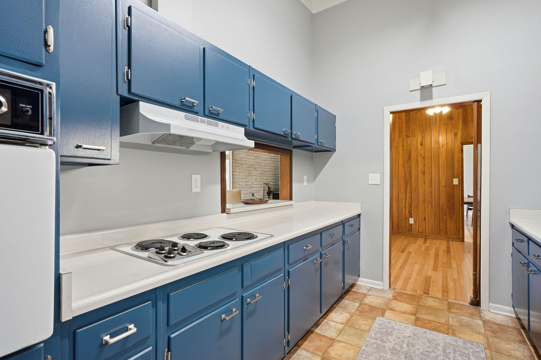 810 Middlebrooks Circle