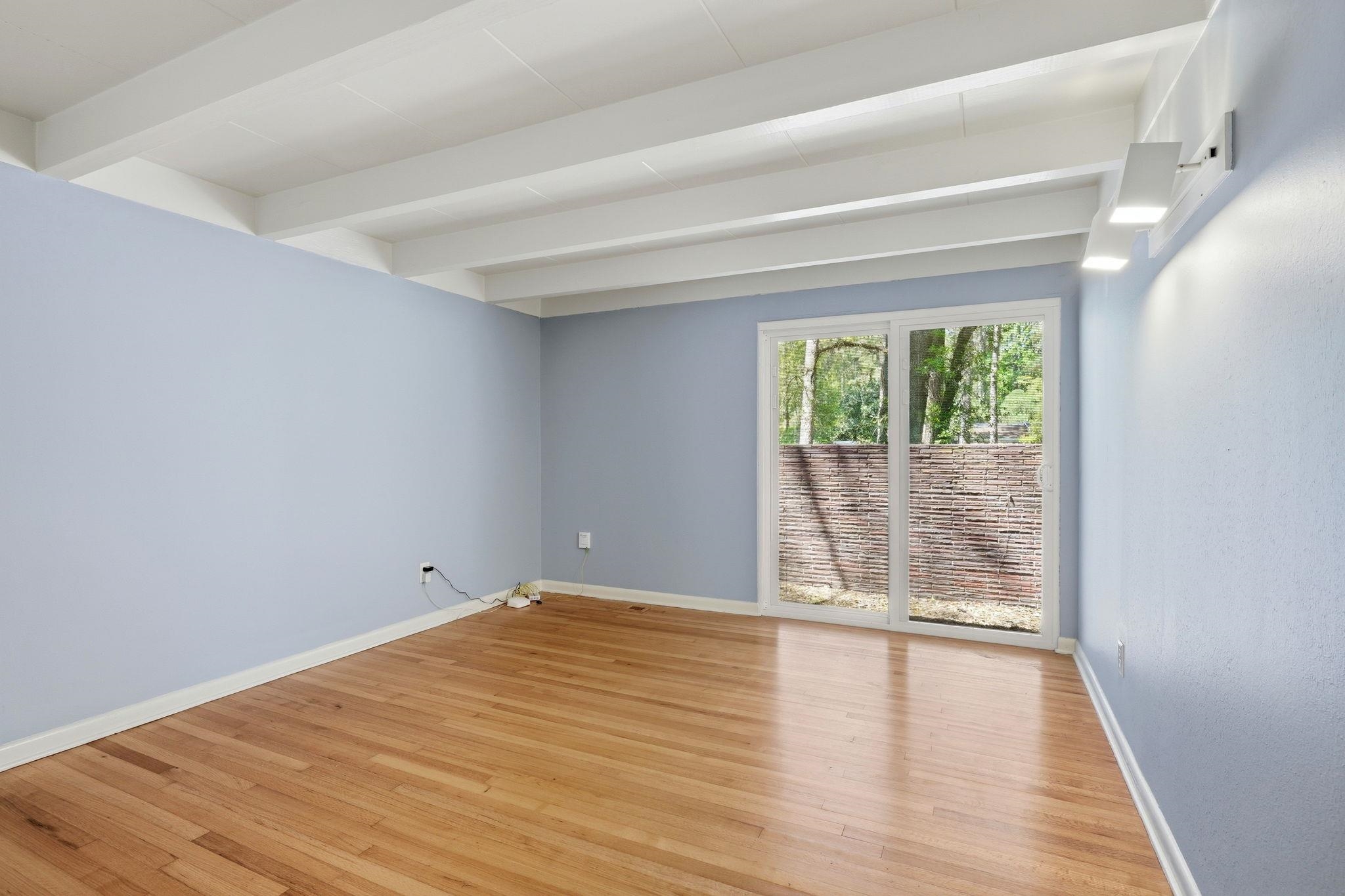 810 Middlebrooks Circle