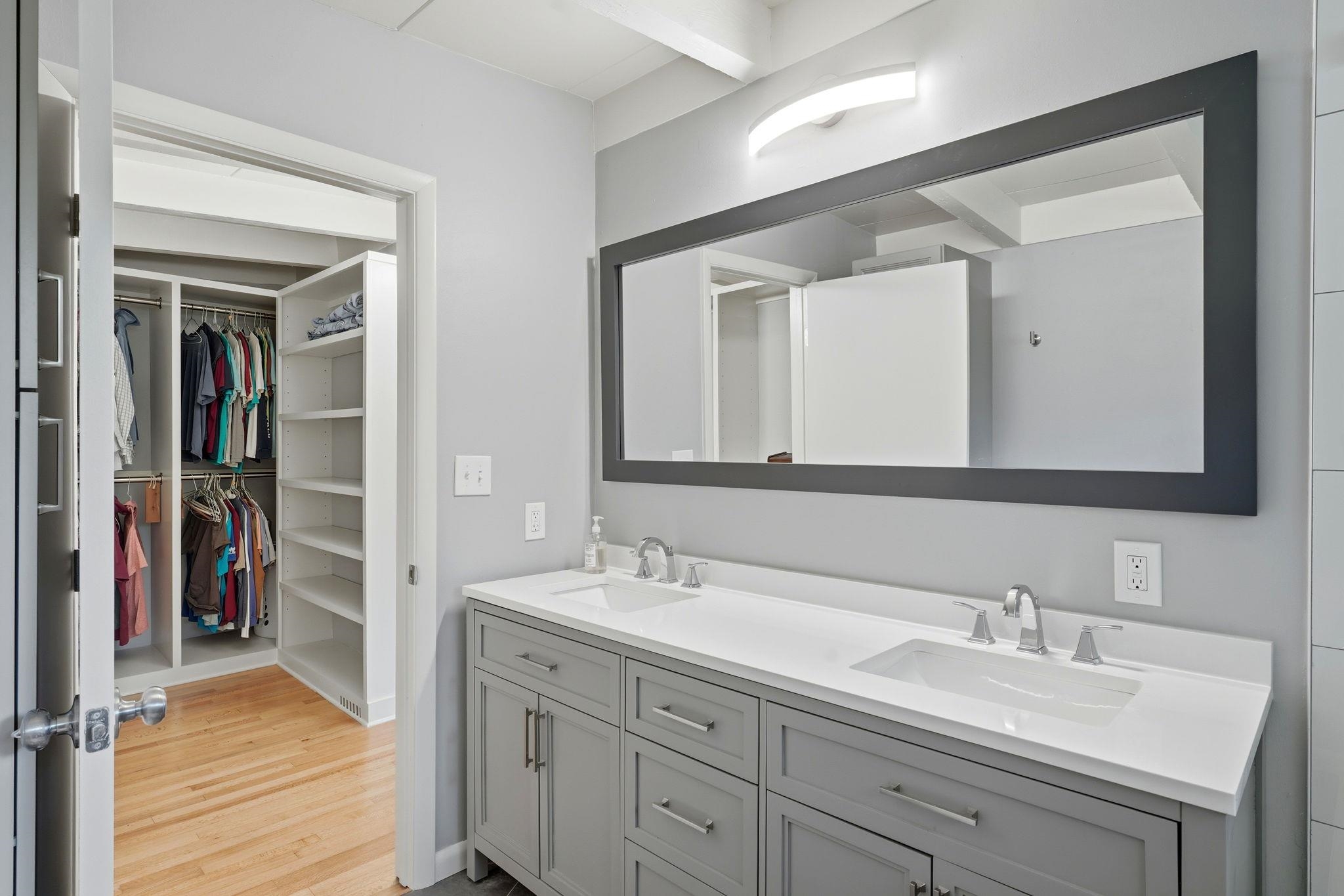 810 Middlebrooks Circle