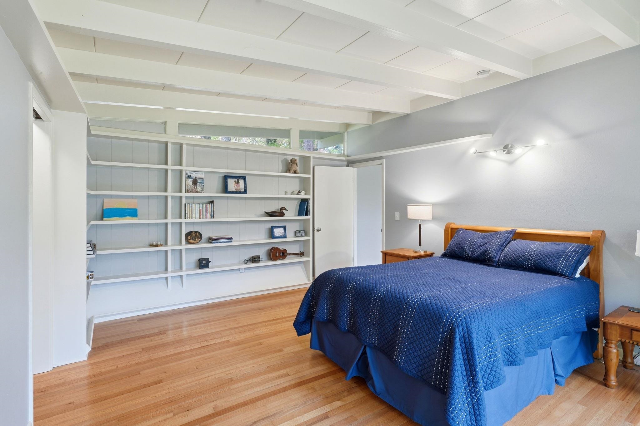 810 Middlebrooks Circle