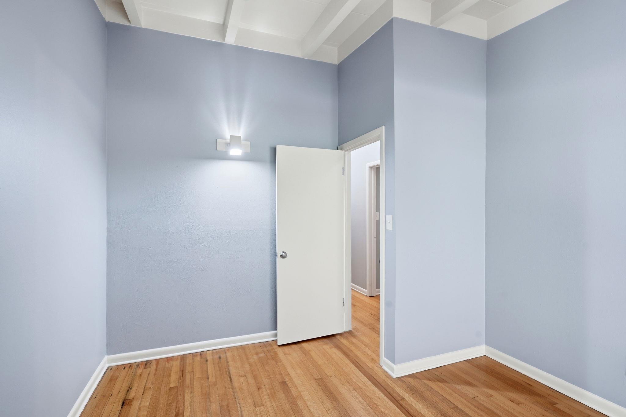 810 Middlebrooks Circle