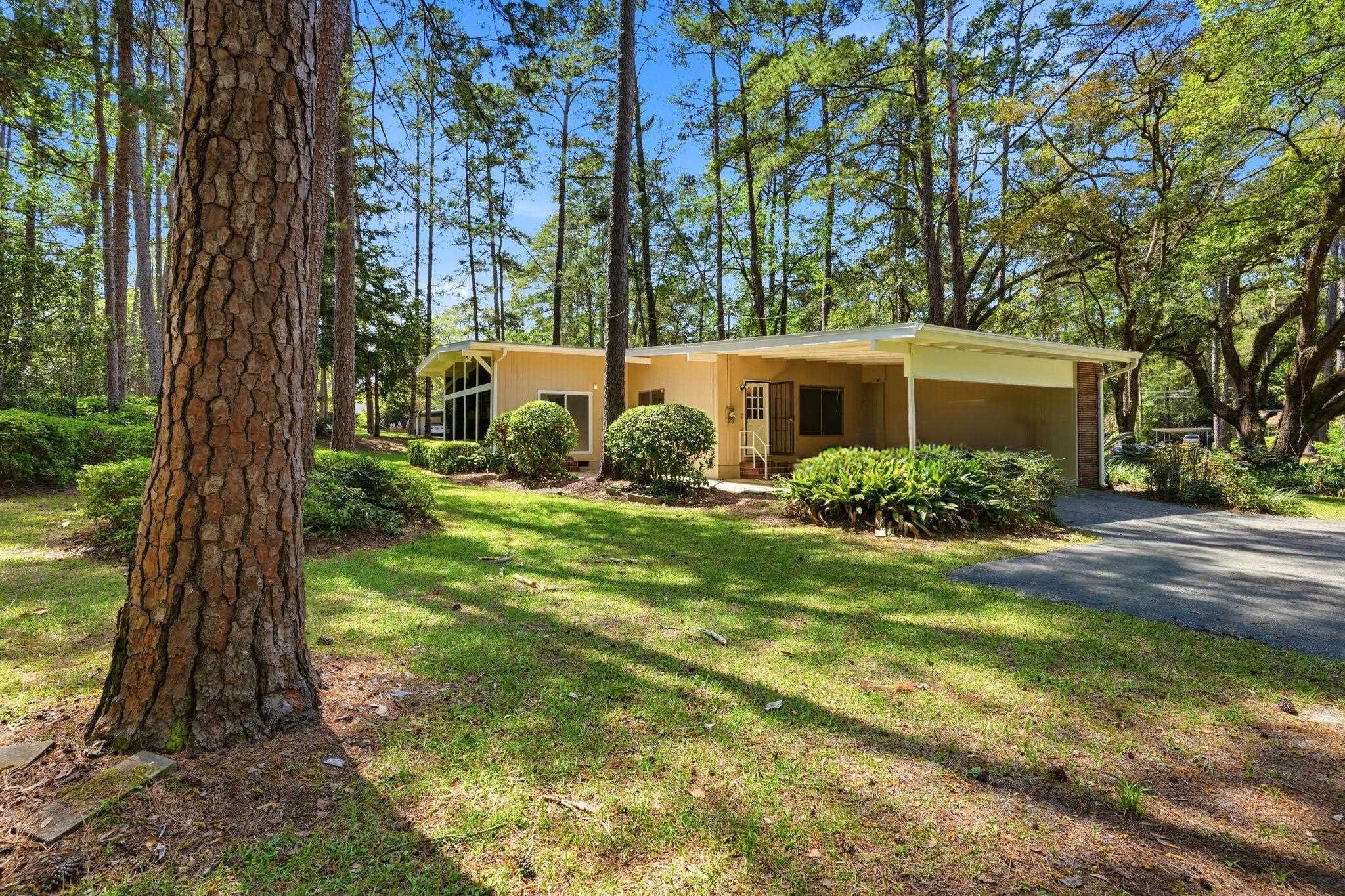 810 Middlebrooks Circle