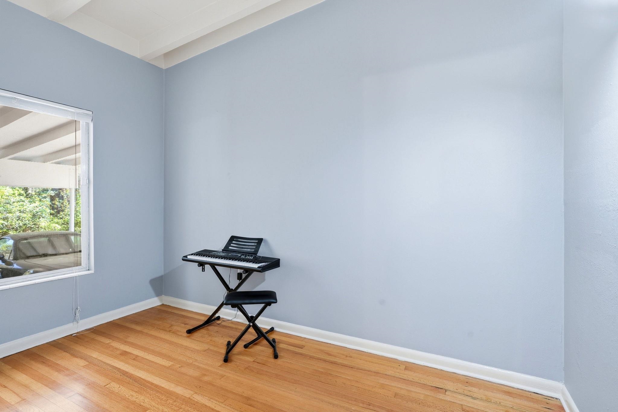 810 Middlebrooks Circle