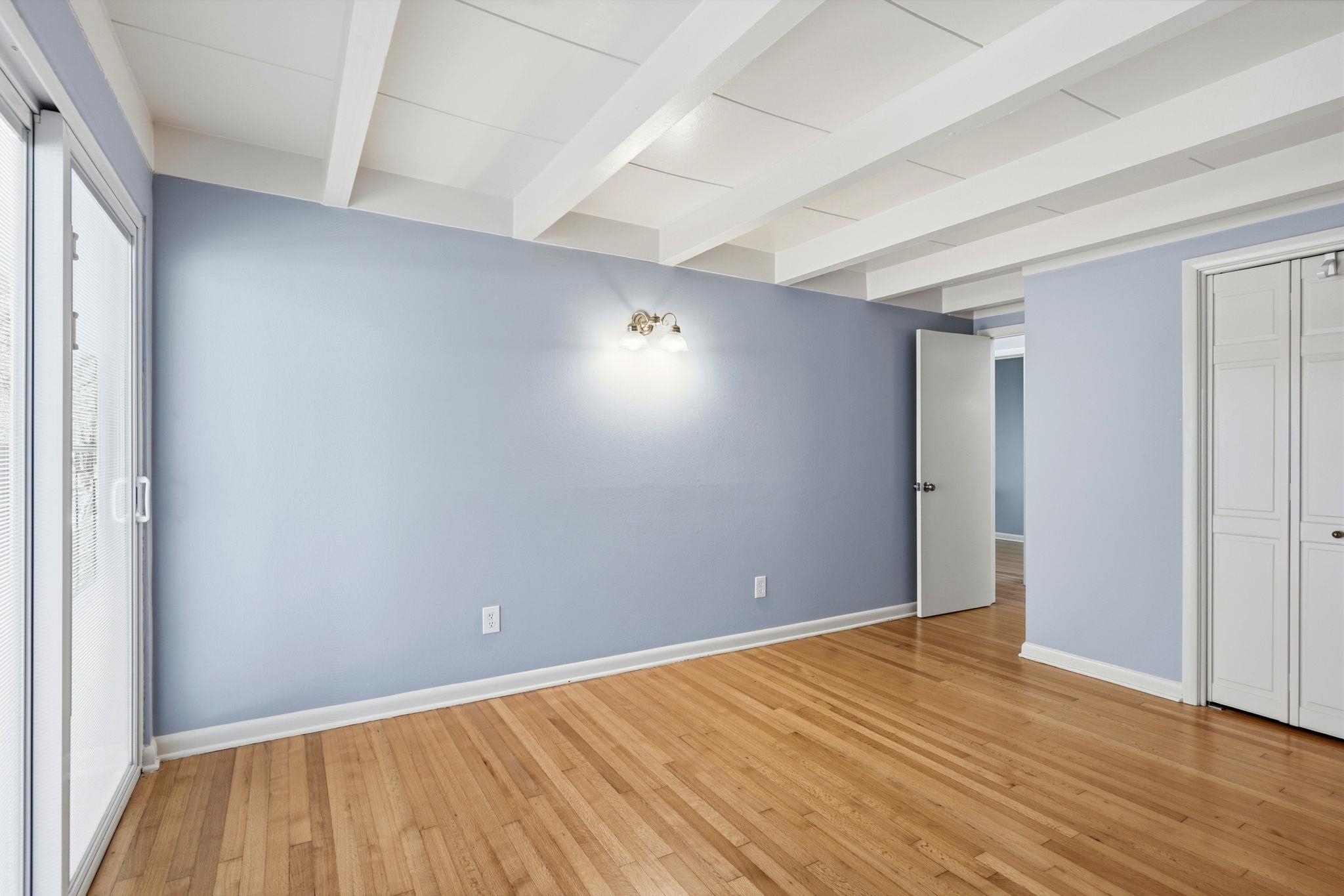 810 Middlebrooks Circle