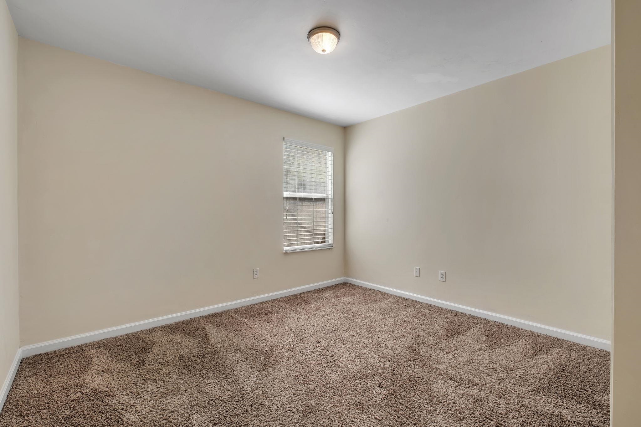 5828 Doonesbury Court