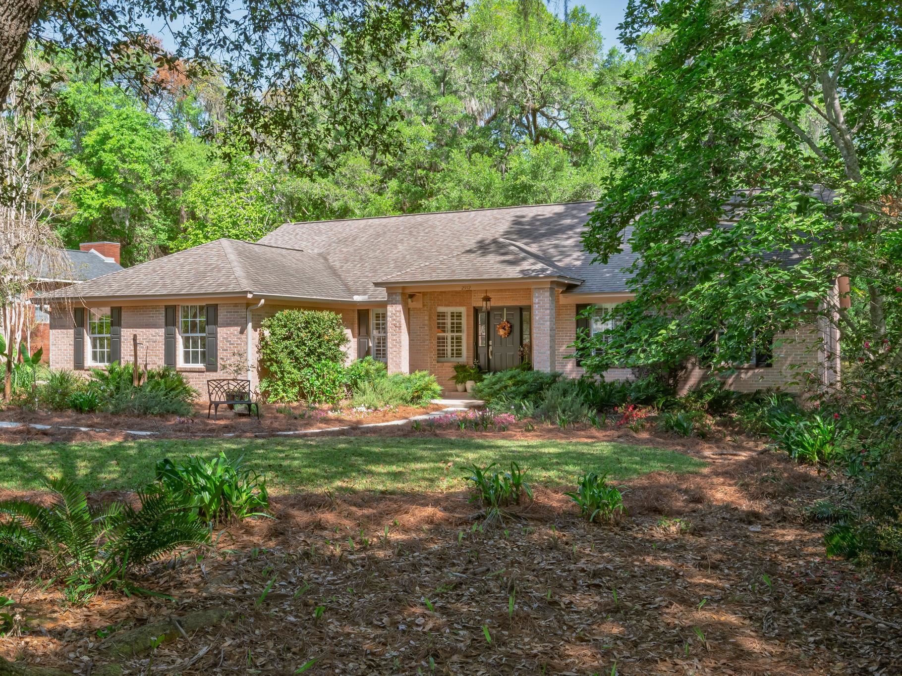 2912 Quail Rise Court