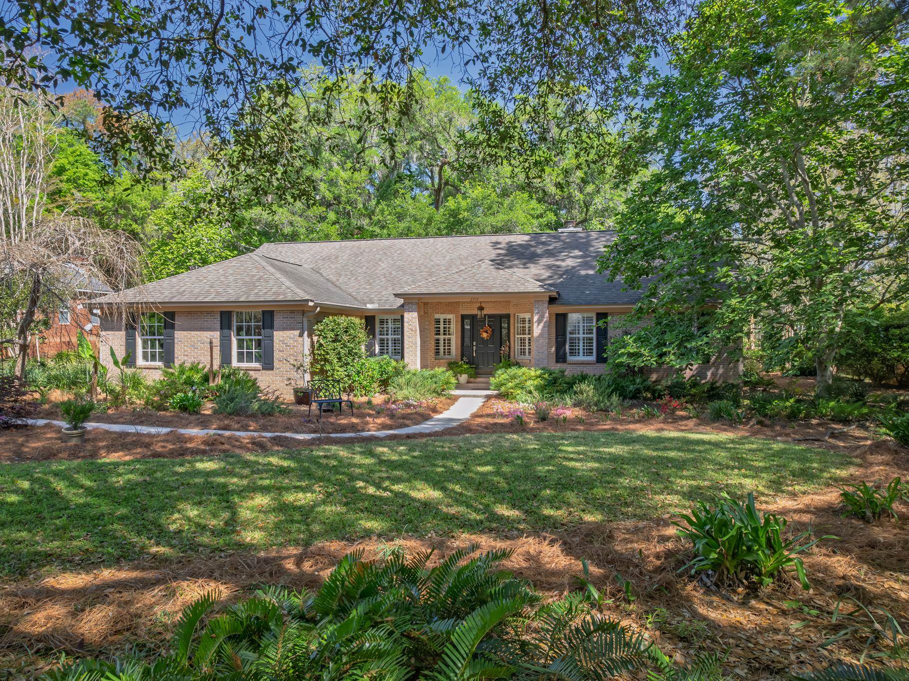 2912 Quail Rise Court