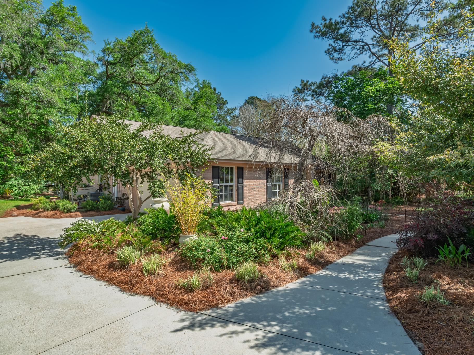 2912 Quail Rise Court
