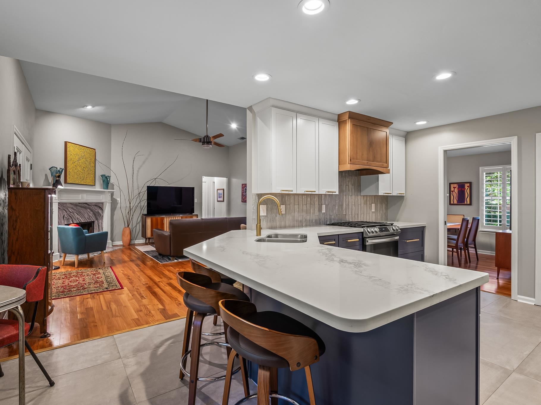 2912 Quail Rise Court