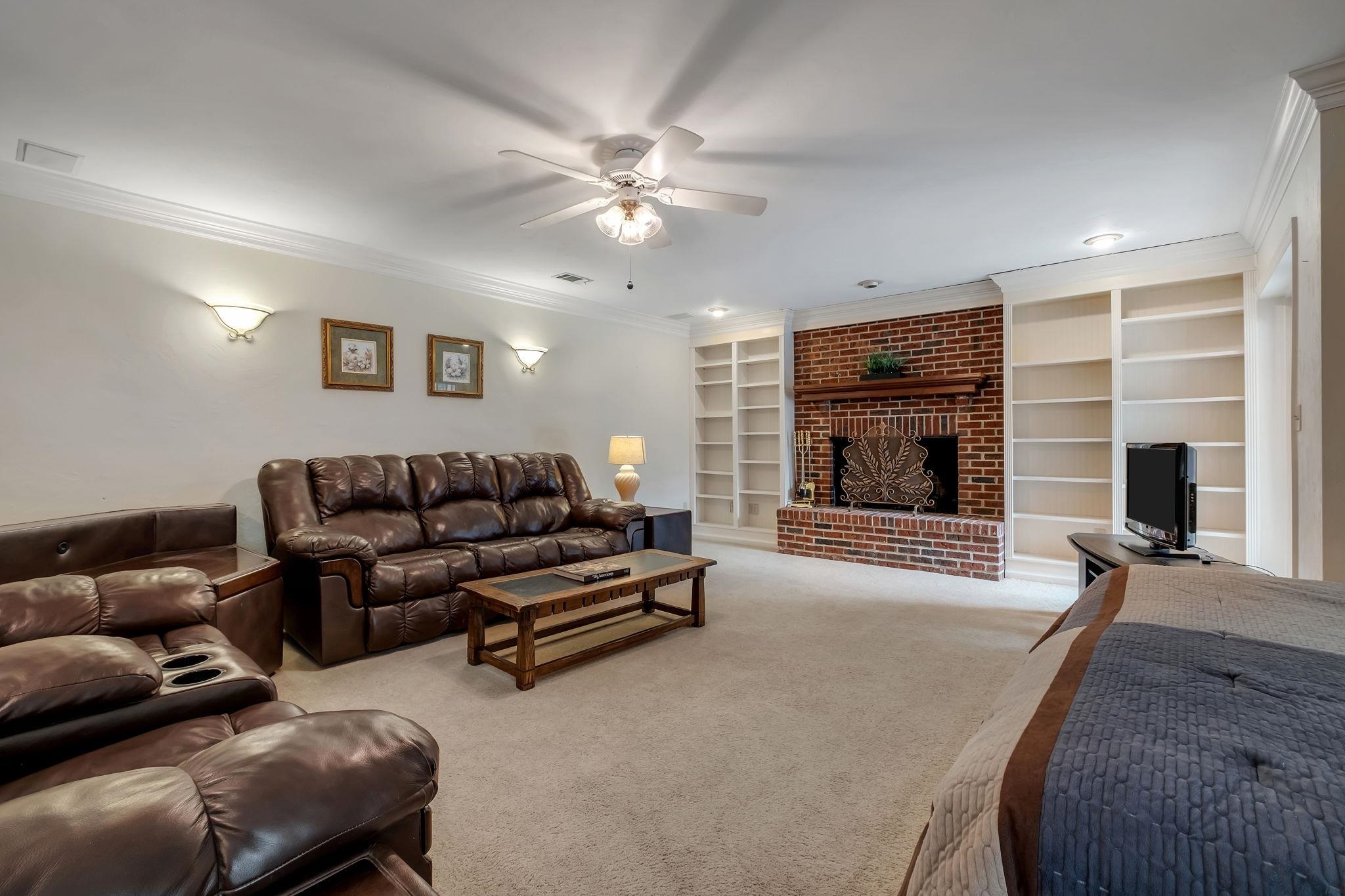 5351 Pembridge Place