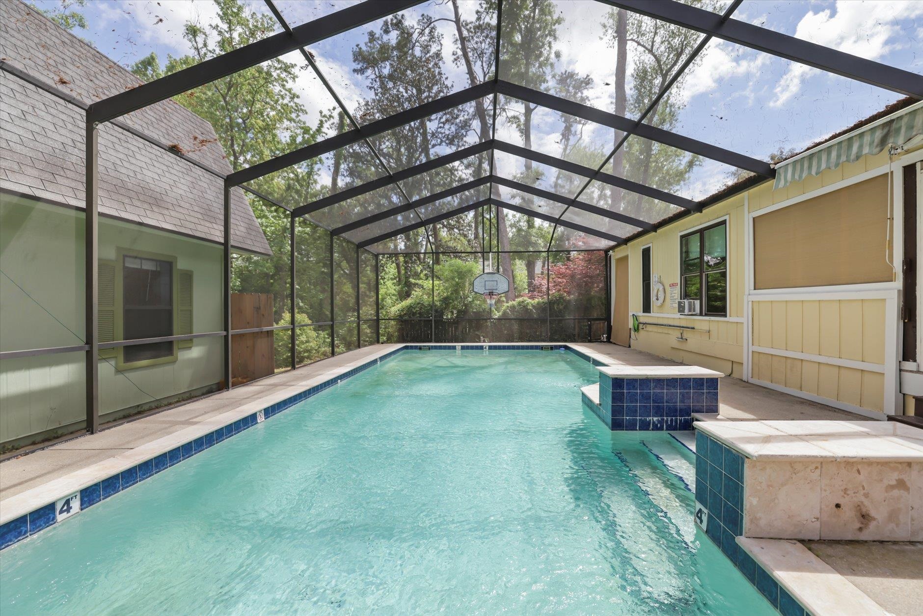1607 Seminole Drive