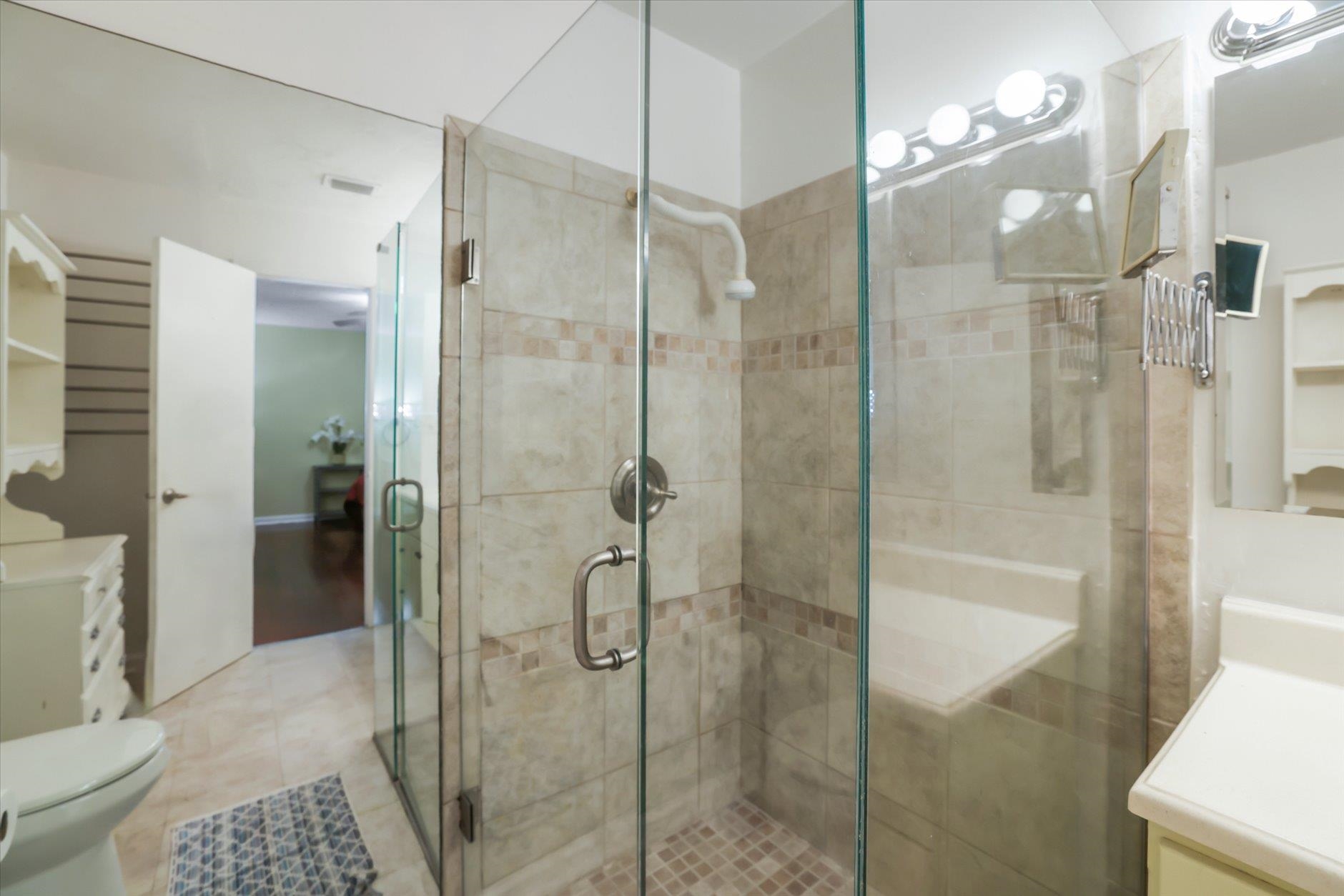 1607 Seminole Drive