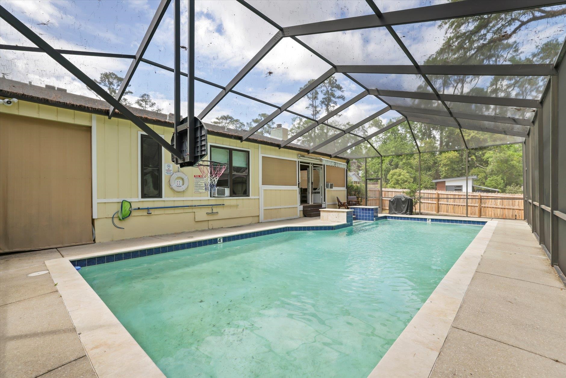 1607 Seminole Drive