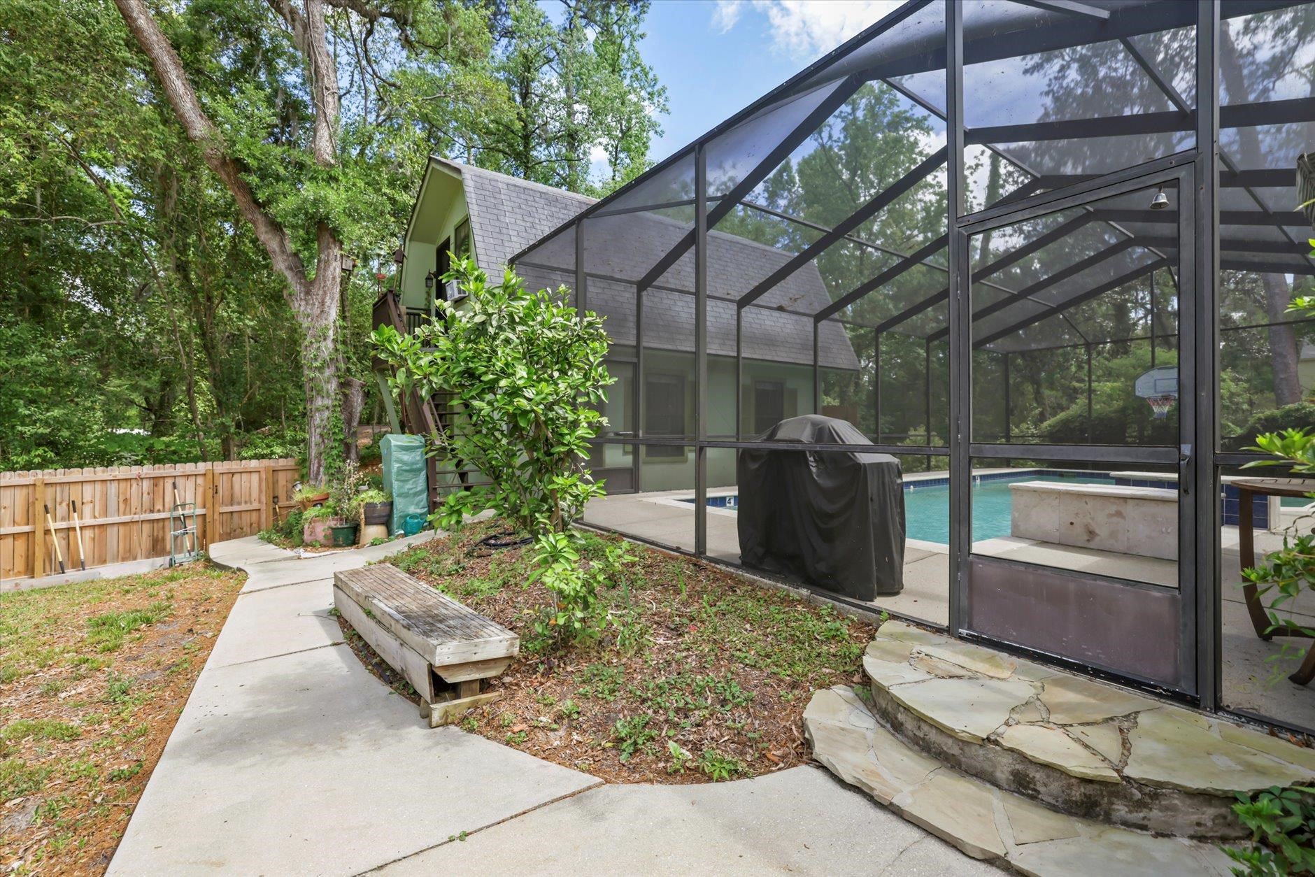 1607 Seminole Drive