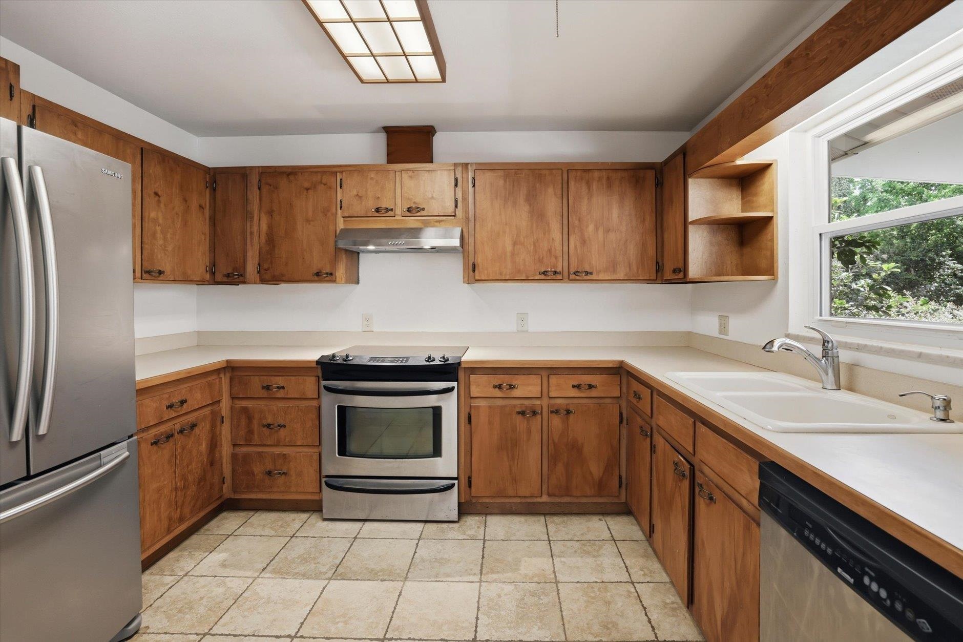 1812 Ivan Drive