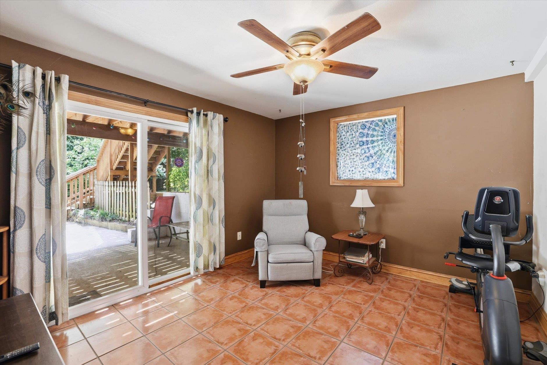 1812 Ivan Drive