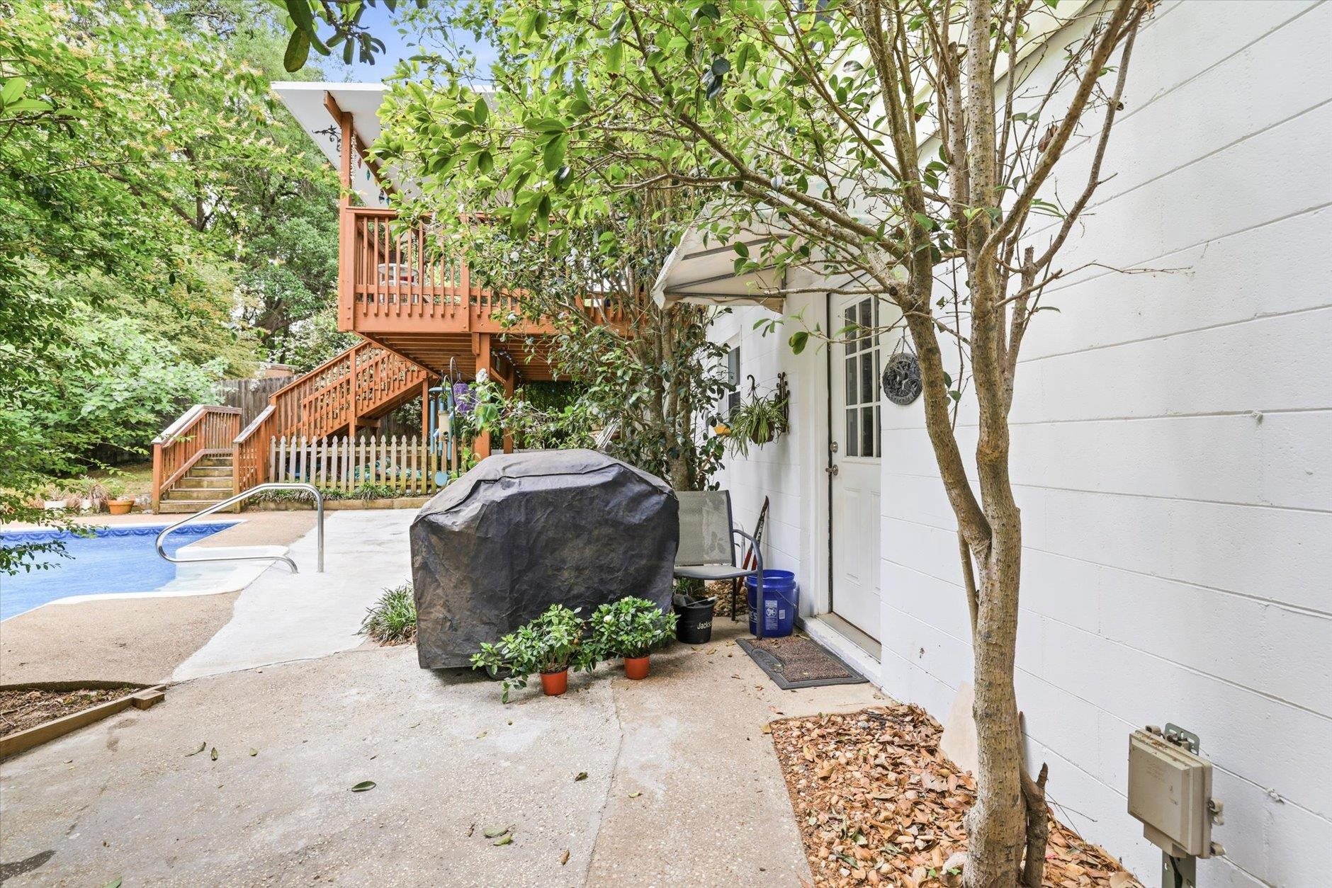 1812 Ivan Drive