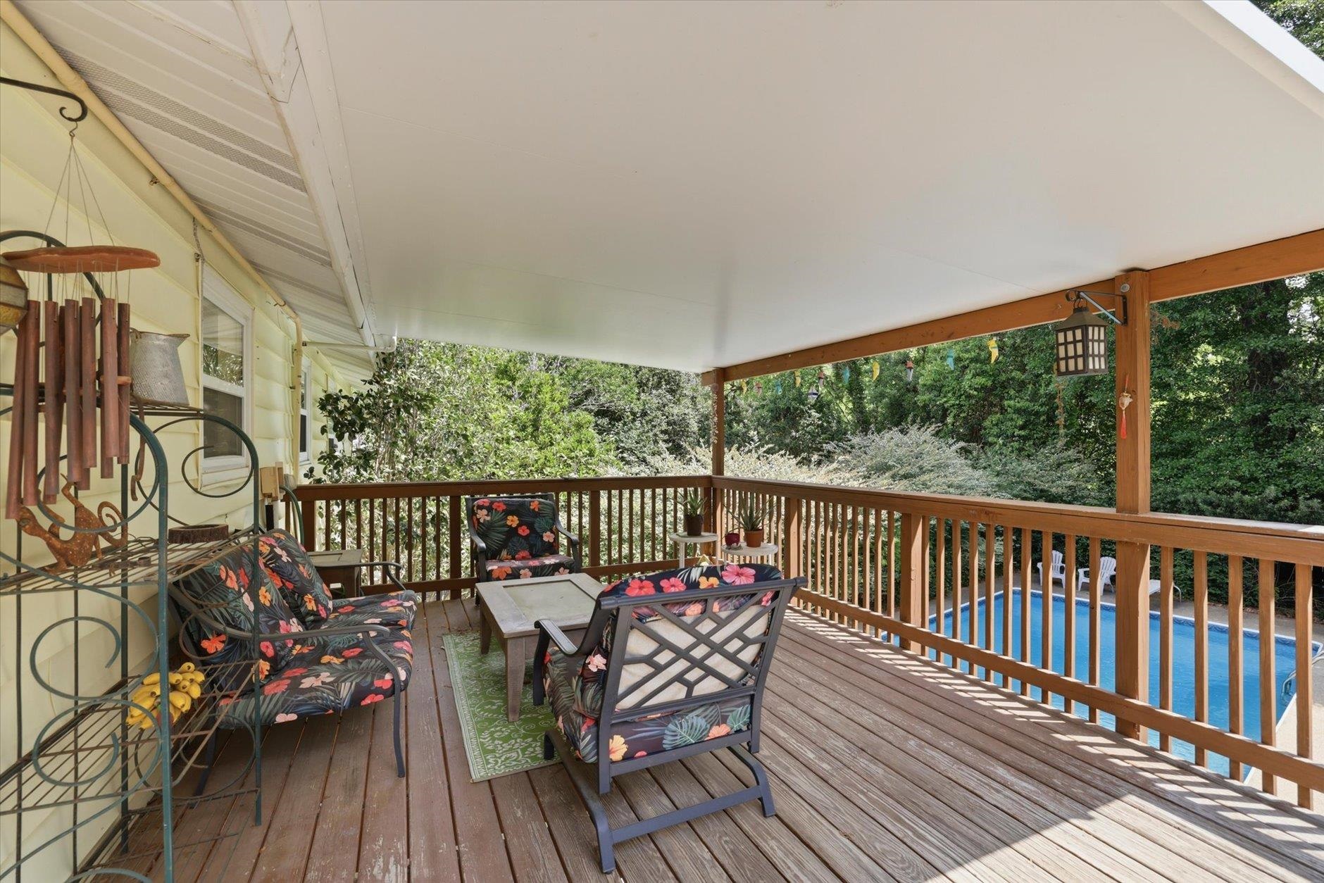 1812 Ivan Drive