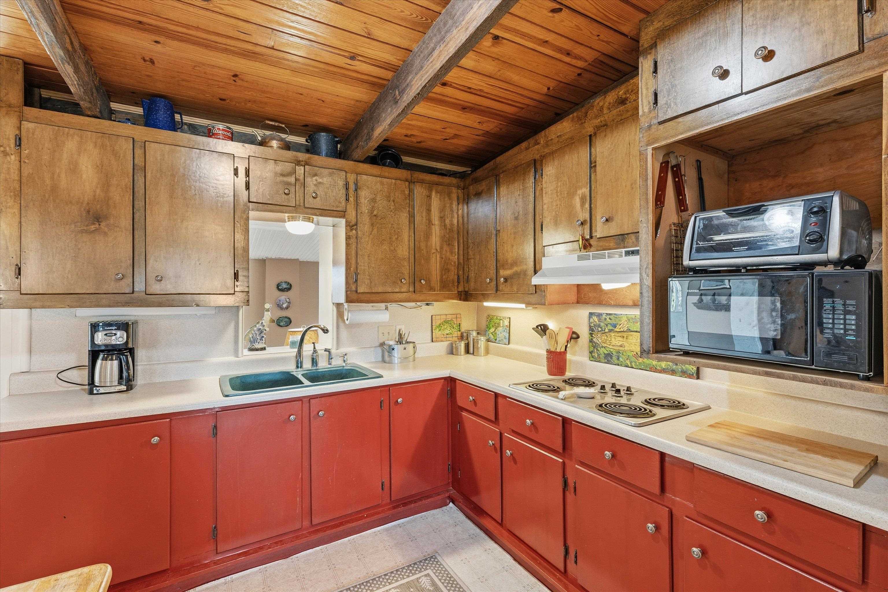 7575 Murkerson Street