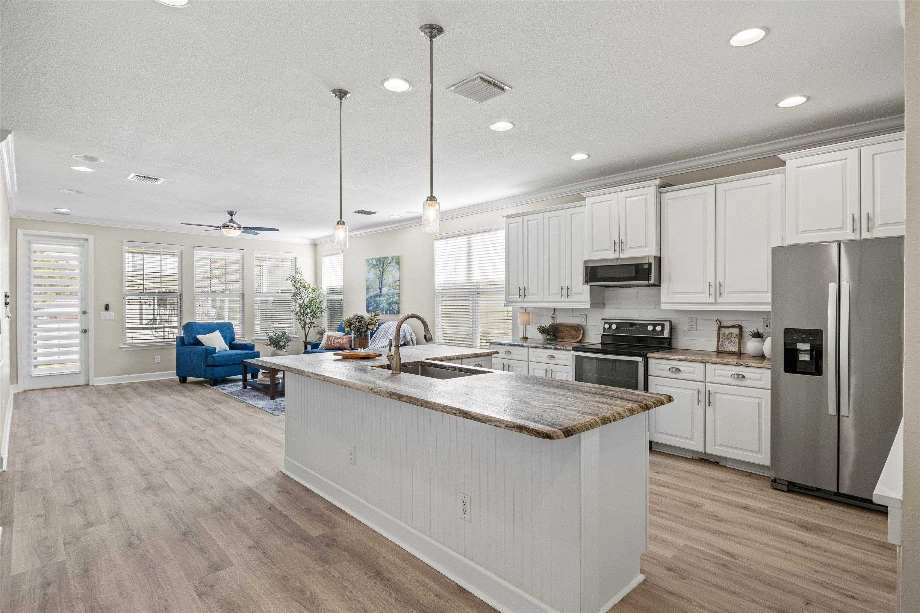 2466 Goldenrod Way