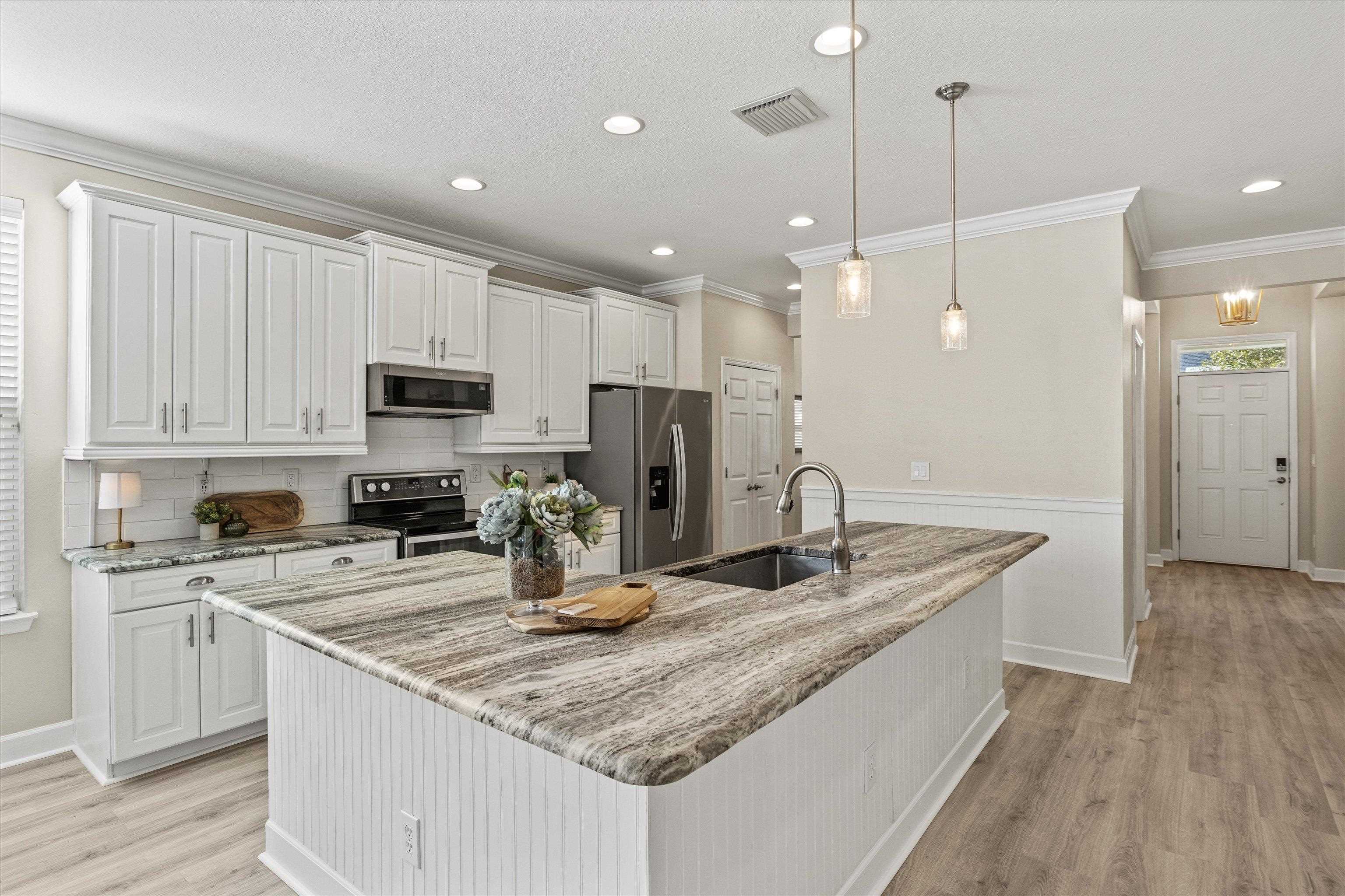 2466 Goldenrod Way