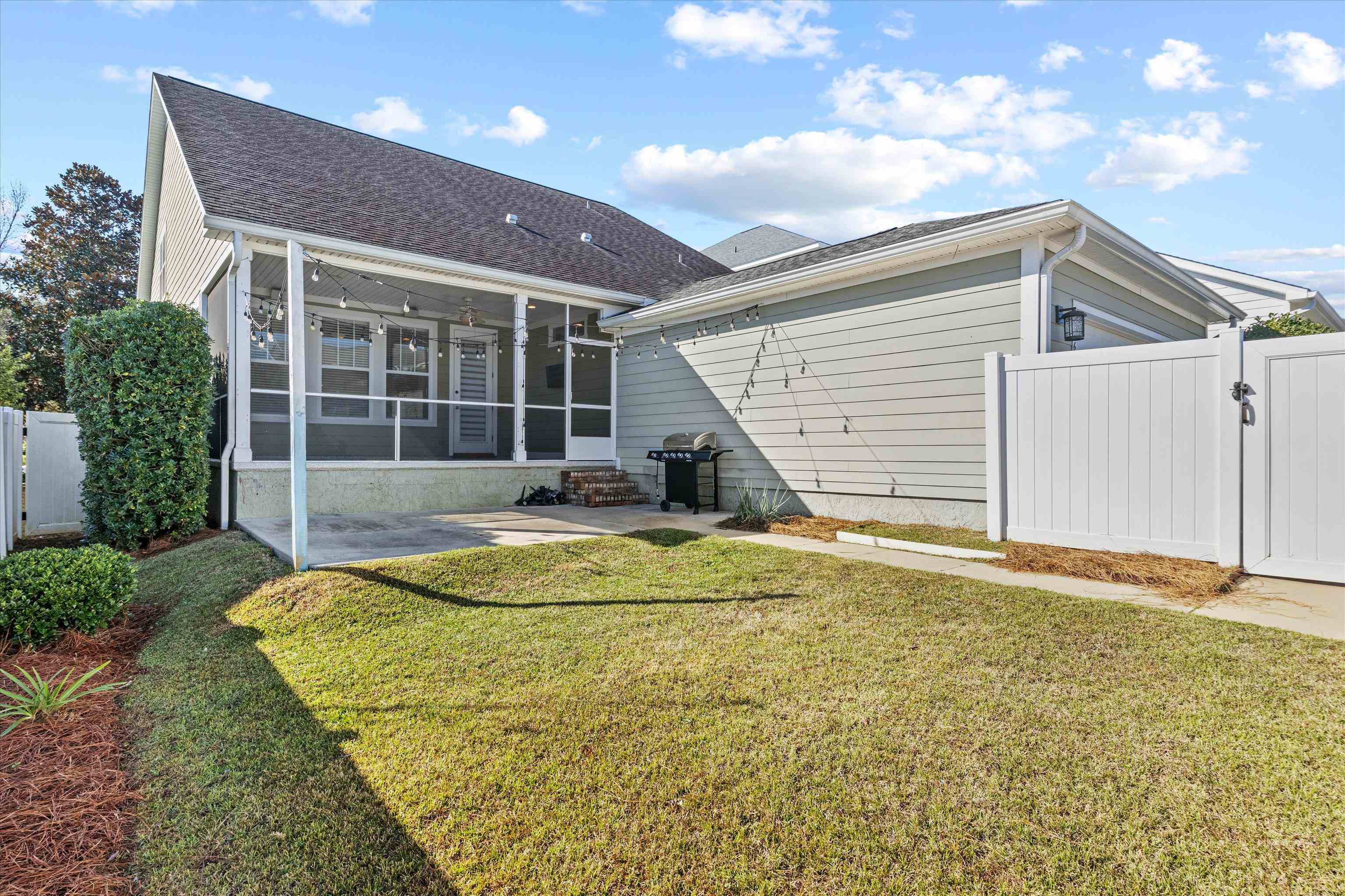 2466 Goldenrod Way