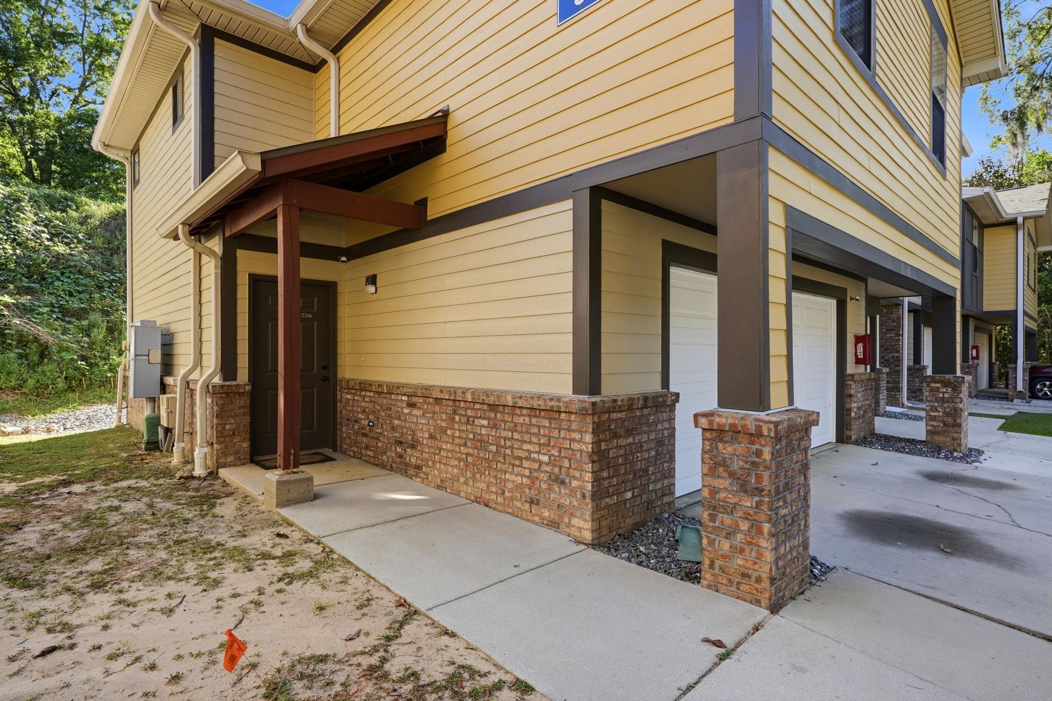 2316 Timber Oaks Lane