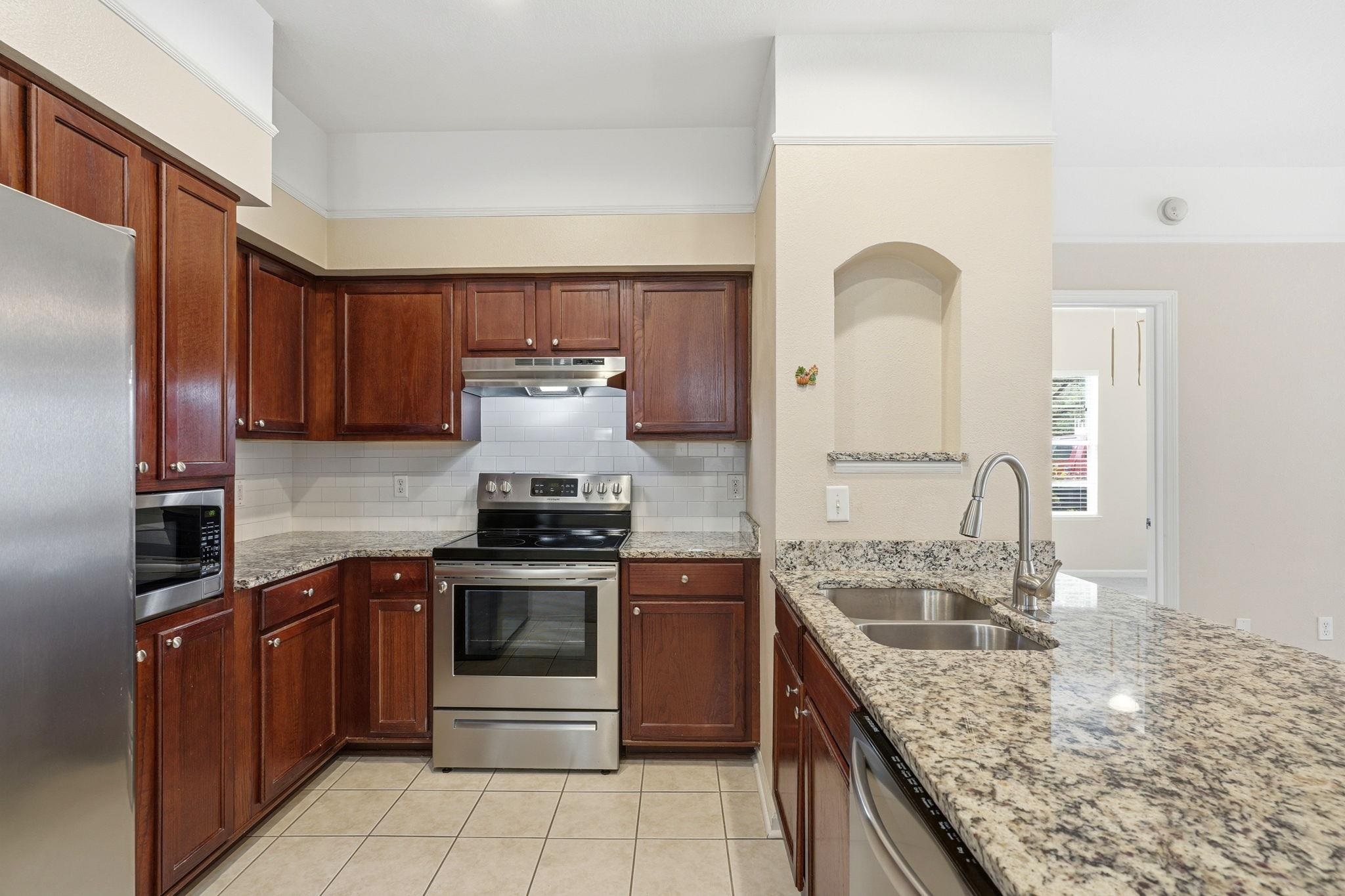 2801 CHANCELLORSVILLE Drive Unit: 117