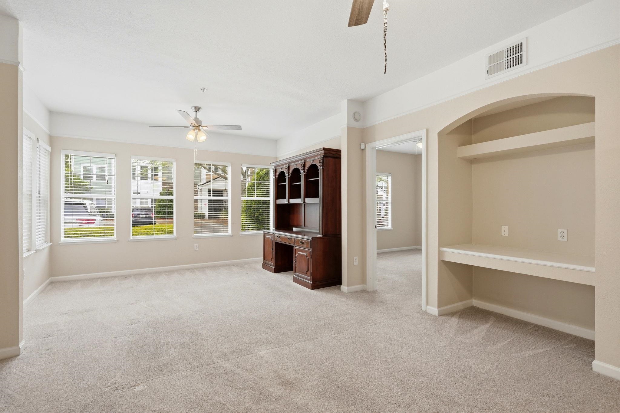 2801 CHANCELLORSVILLE Drive Unit: 117