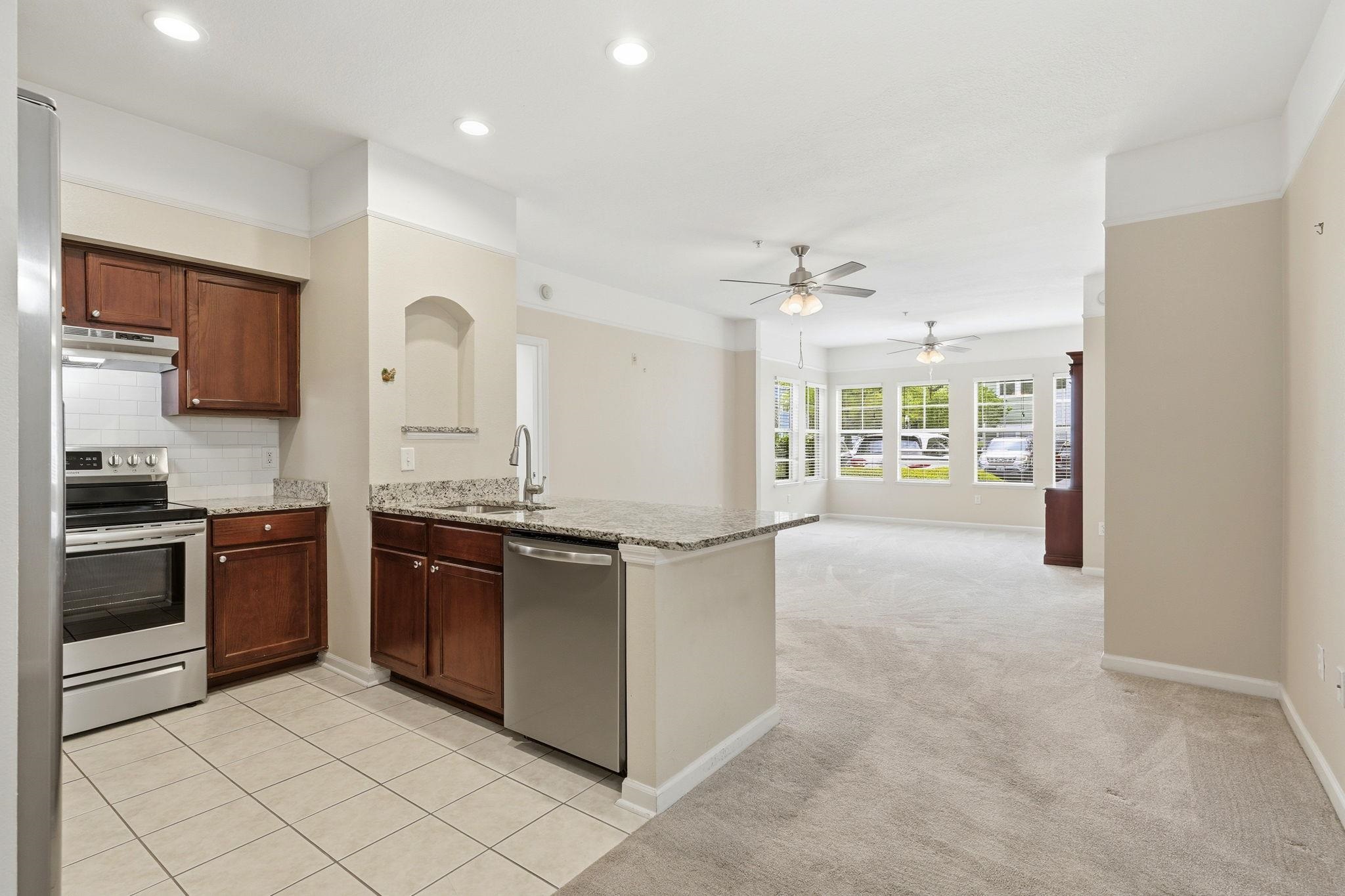 2801 CHANCELLORSVILLE Drive Unit: 117