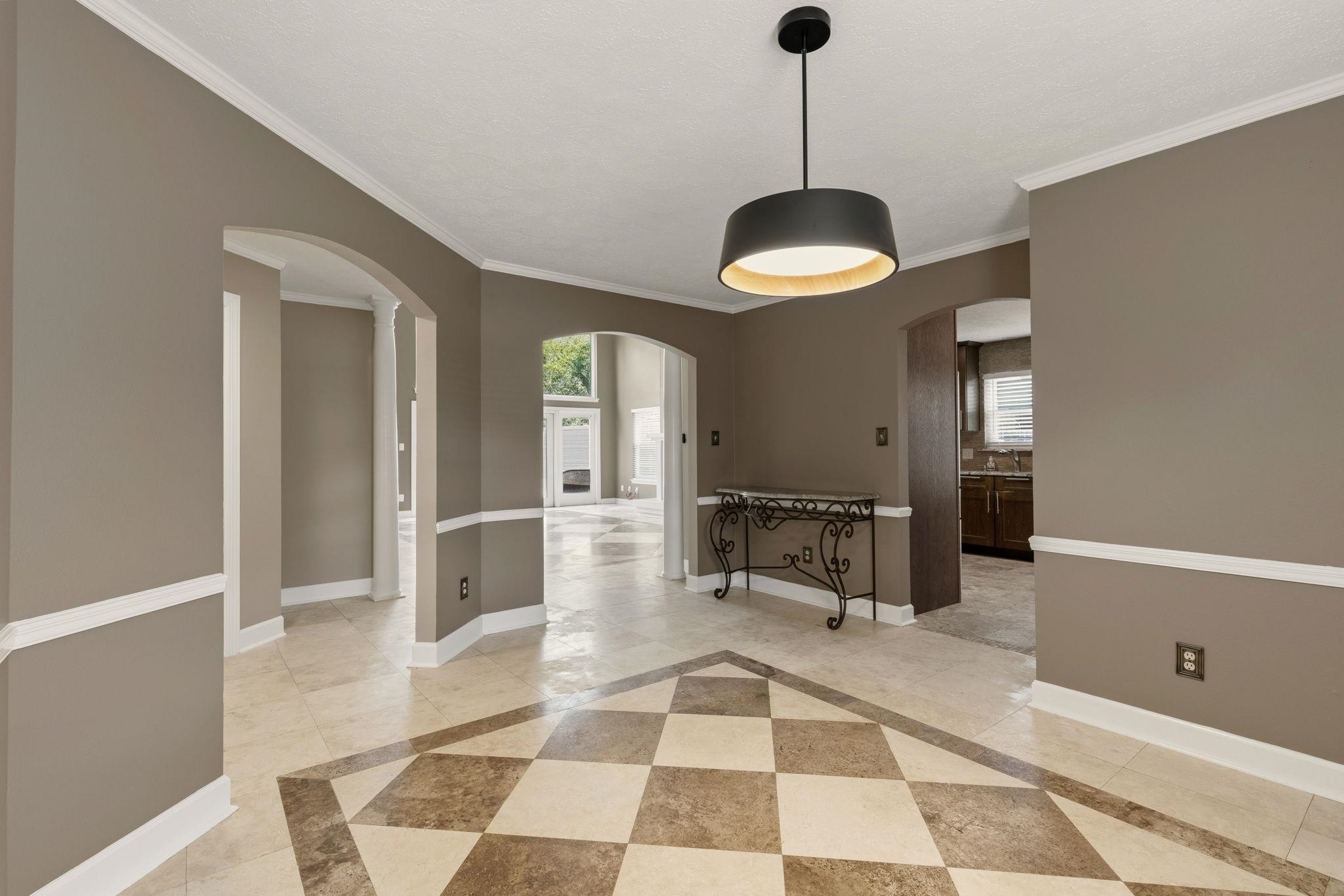 3260 N Shannon Lakes Drive