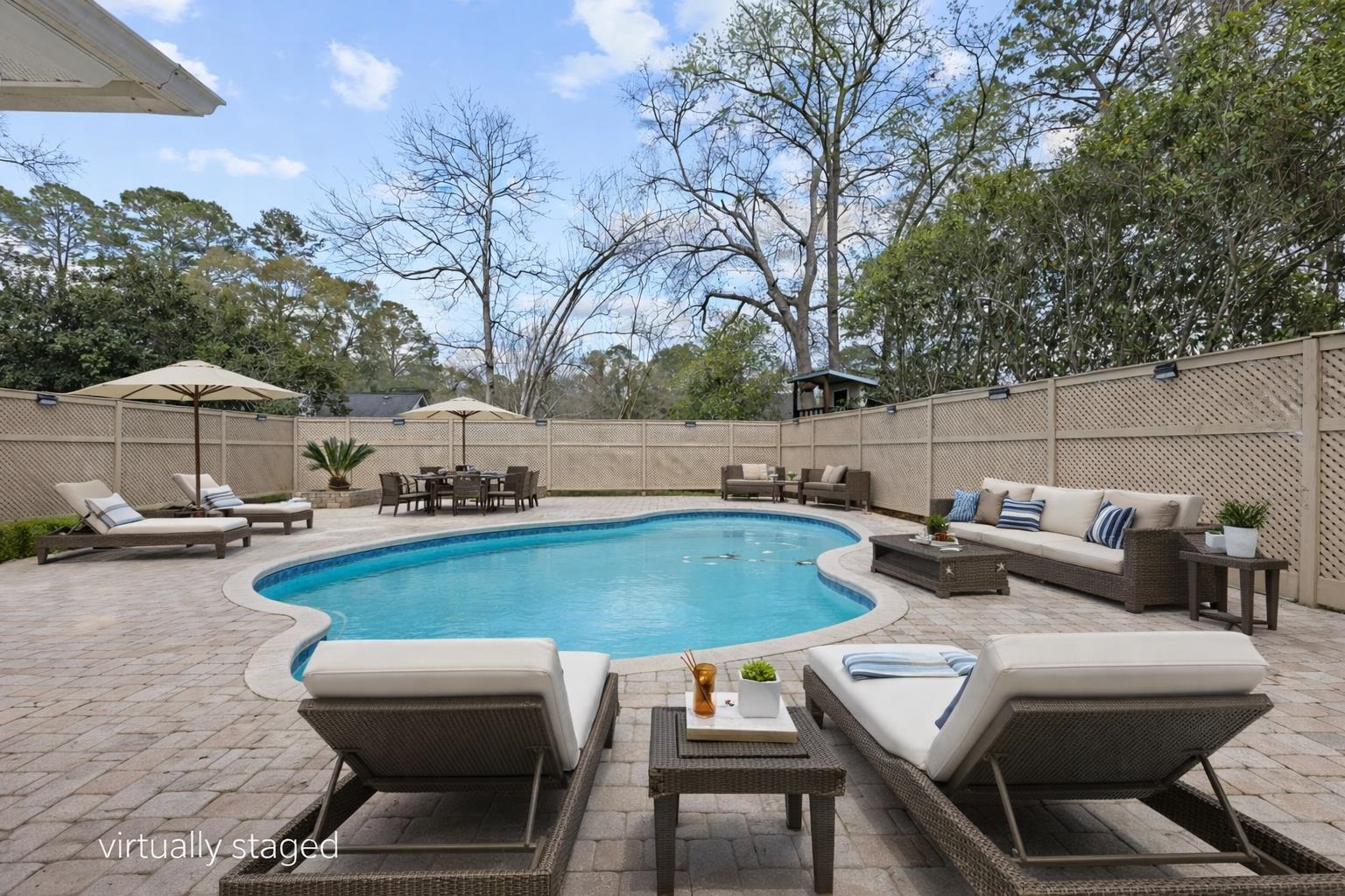 3260 N Shannon Lakes Drive