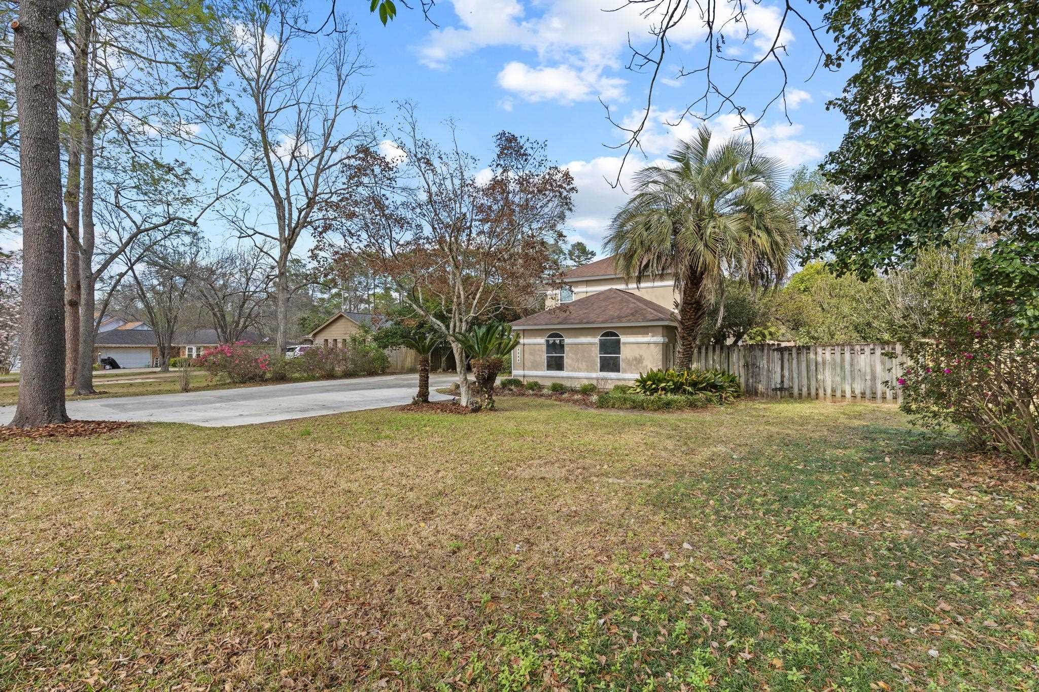 3260 N Shannon Lakes Drive