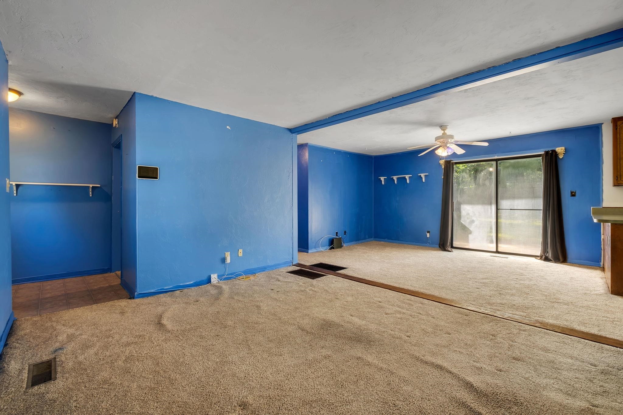 1815 Salmon Drive